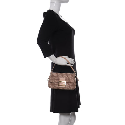 Fendi Zucchino Vitello Mini Mama Baguette Cipria Teint Cipria 2 of 13