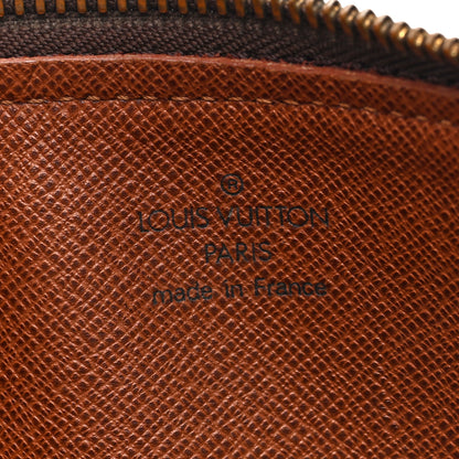 Louis Vuitton Monogram Papillon 26 6 of 9