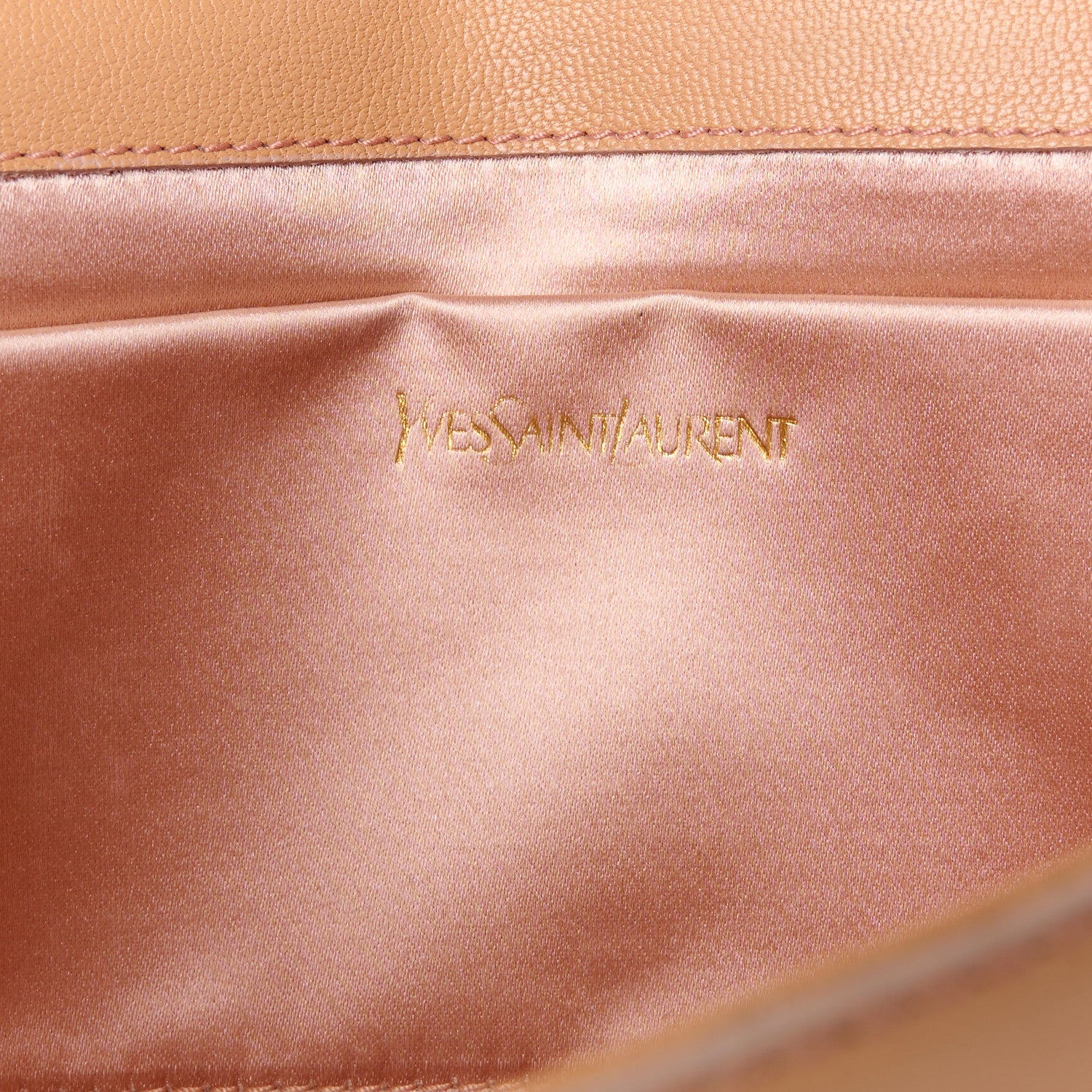Saint Laurent Textured Calfskin Monogram Large Belle De Jour Clutch Beige 6 of 9