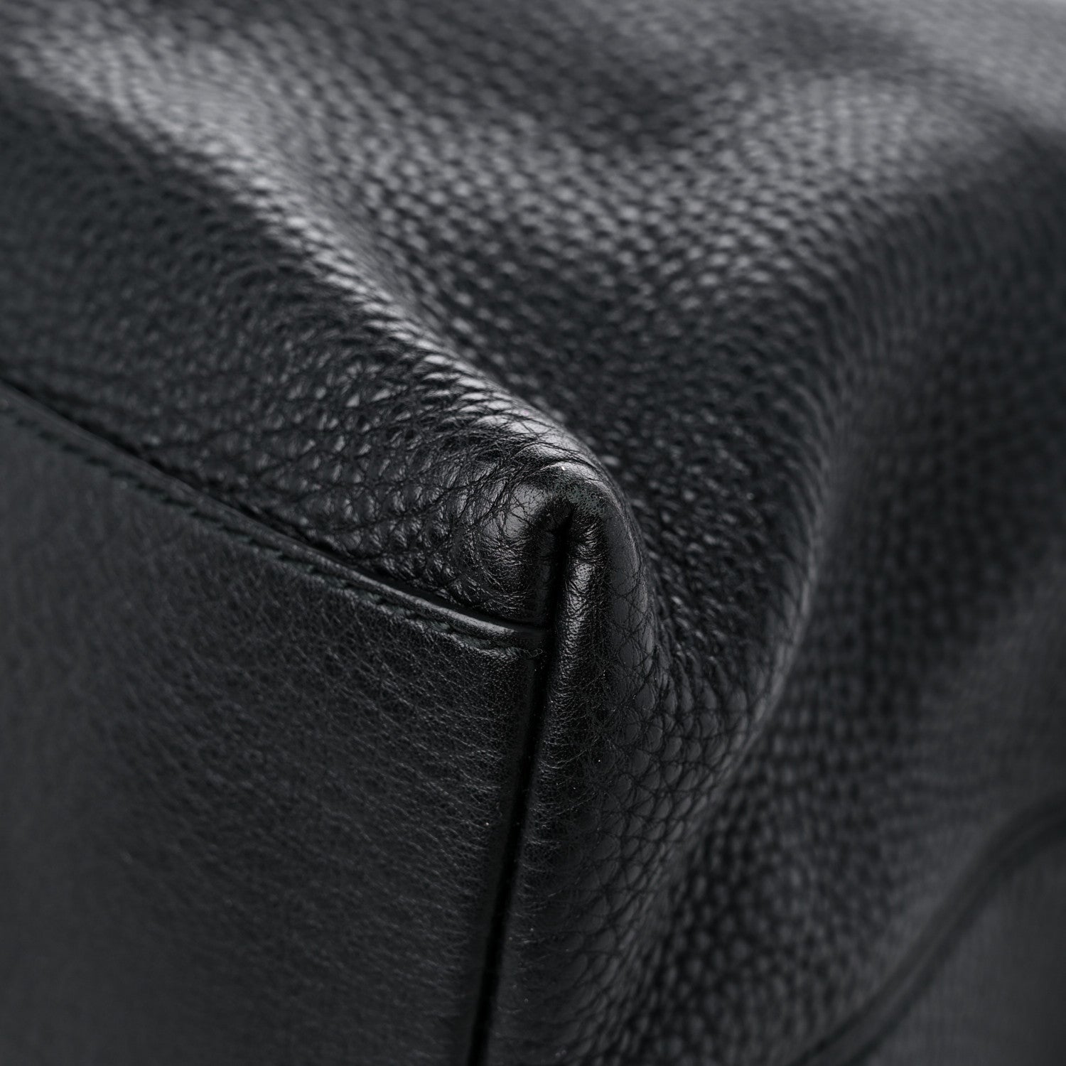 Gucci Pebbled Calfskin Medium Soho Chain Shoulder Bag Black 11 of 13