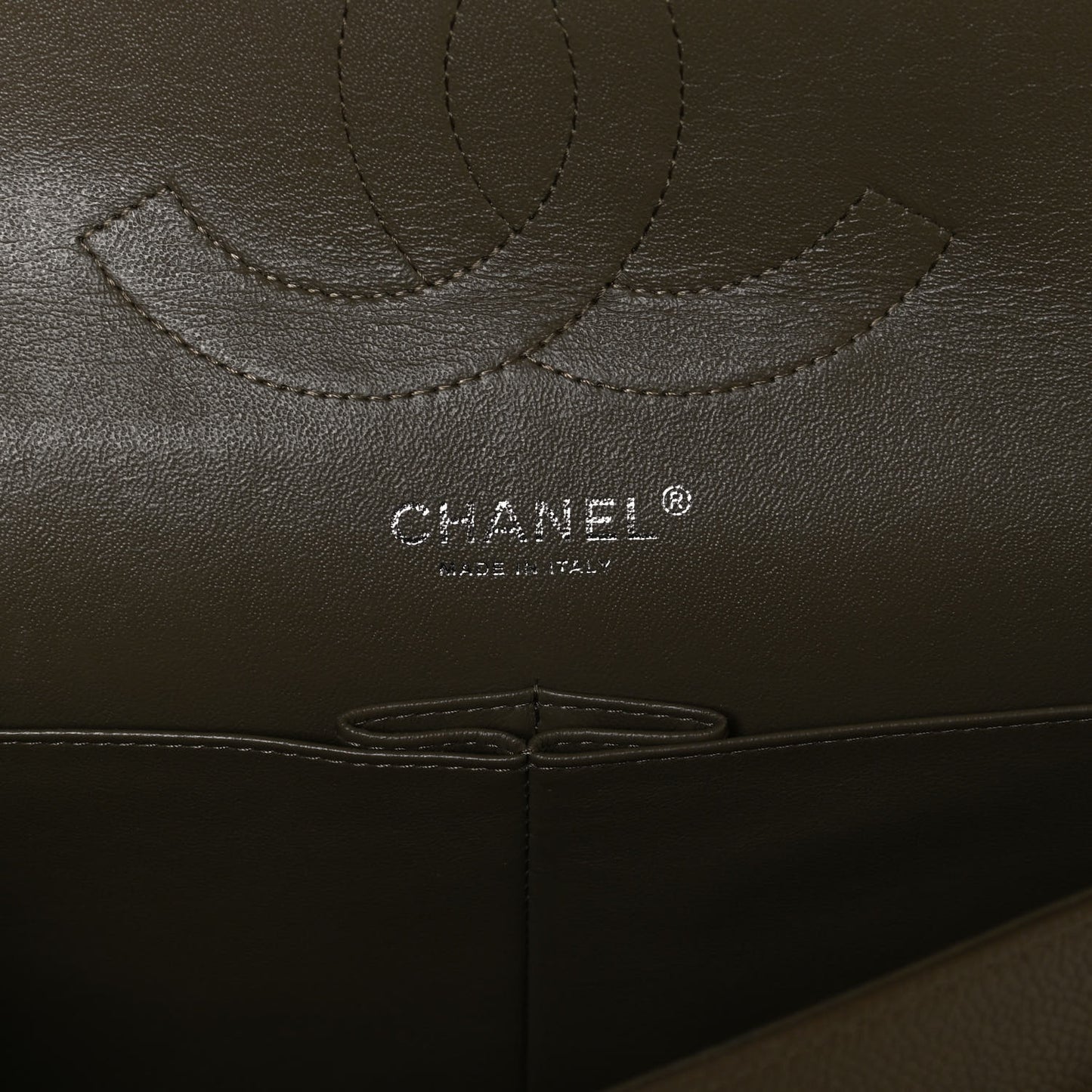 Caviar Quilted Jumbo Double Flap Dark Green