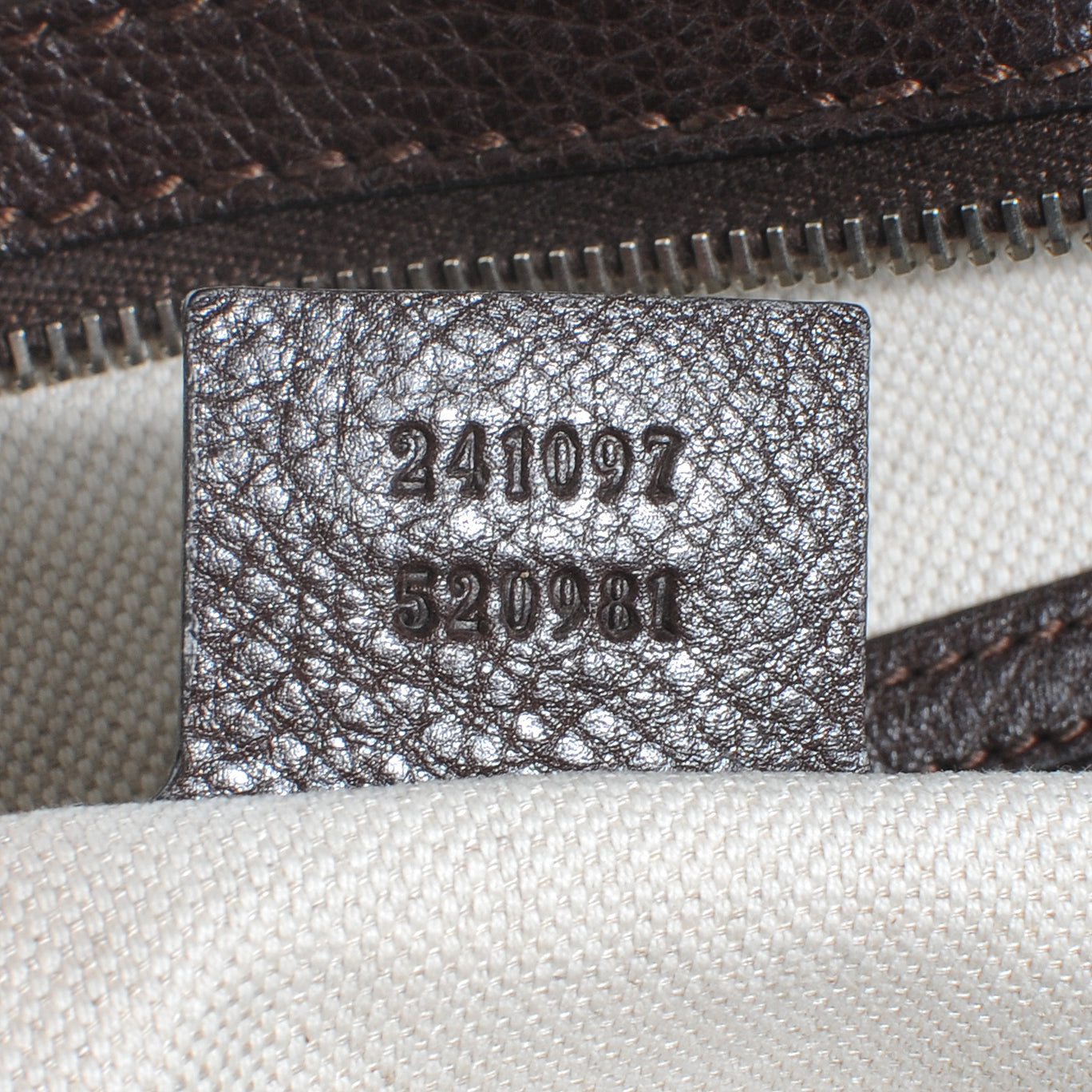 Monogram Techno Tag Medium Boston Ebony