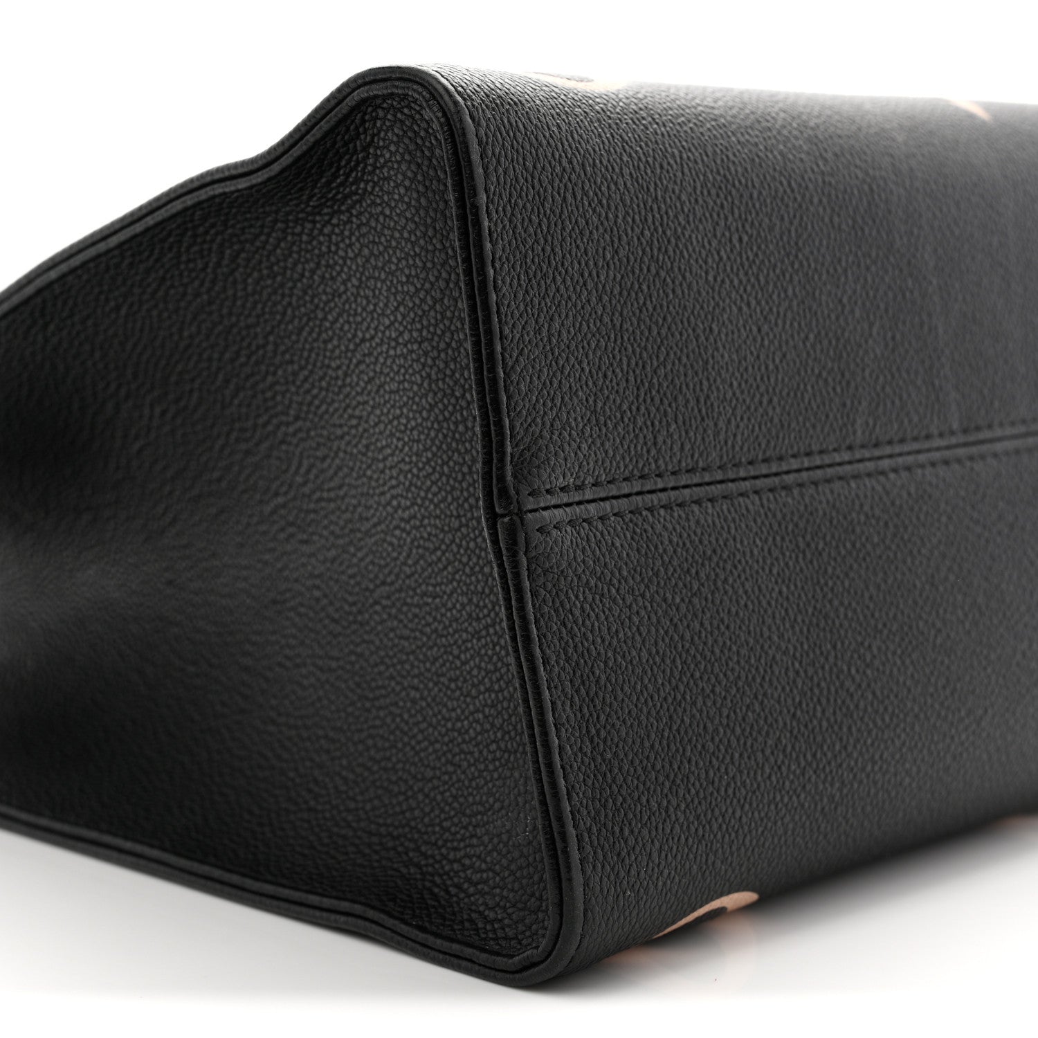 Louis Vuitton Empreinte Monogram Giant Onthego MM Black Beige 9 of 12