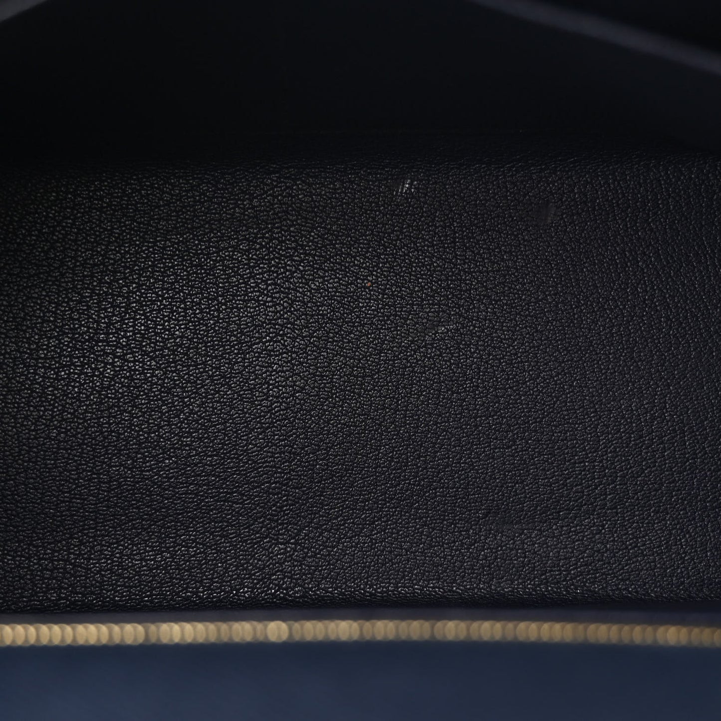 Epsom Kelly Sellier 28 Bleu Nuit