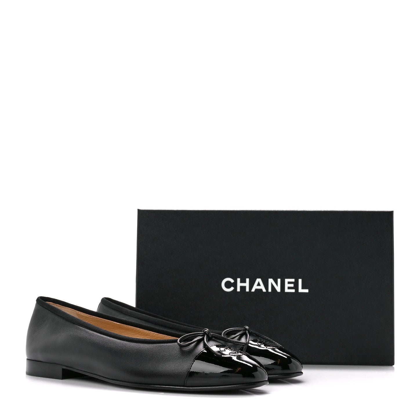 Lambskin Patent CC Cap Toe Ballerina Flats 39 Black