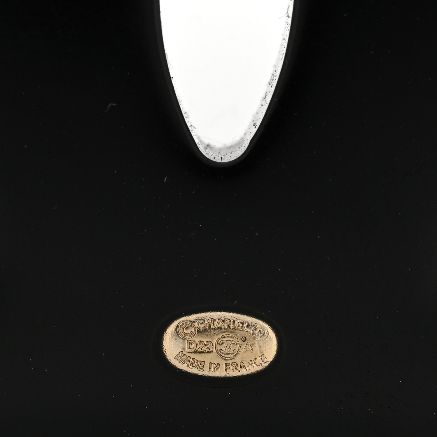 Chanel Resin Metal CC Chain Brooch Black Gold 4 of 4