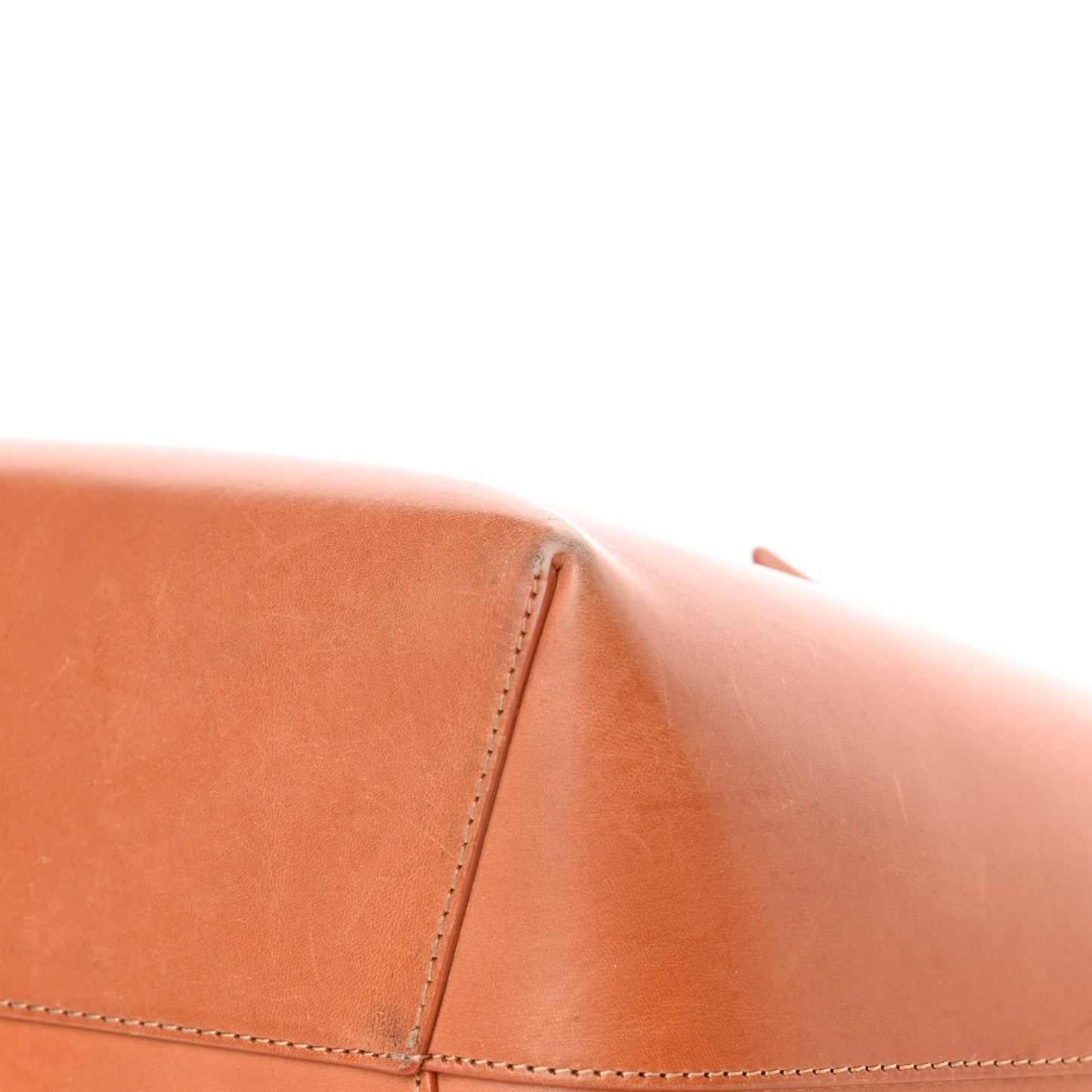 Vegetable Tanned Calfskin Bucket Bag Cammello Rosa