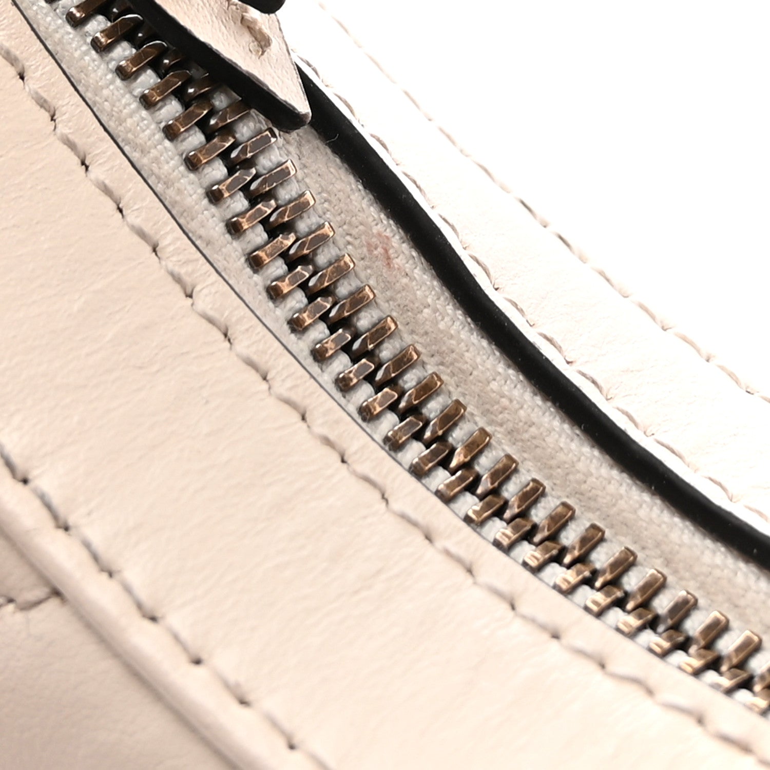 Gucci Calfskin Matelasse Chevron Mini GG Marmont Half Moon Hobo Mystic White 10 of 10
