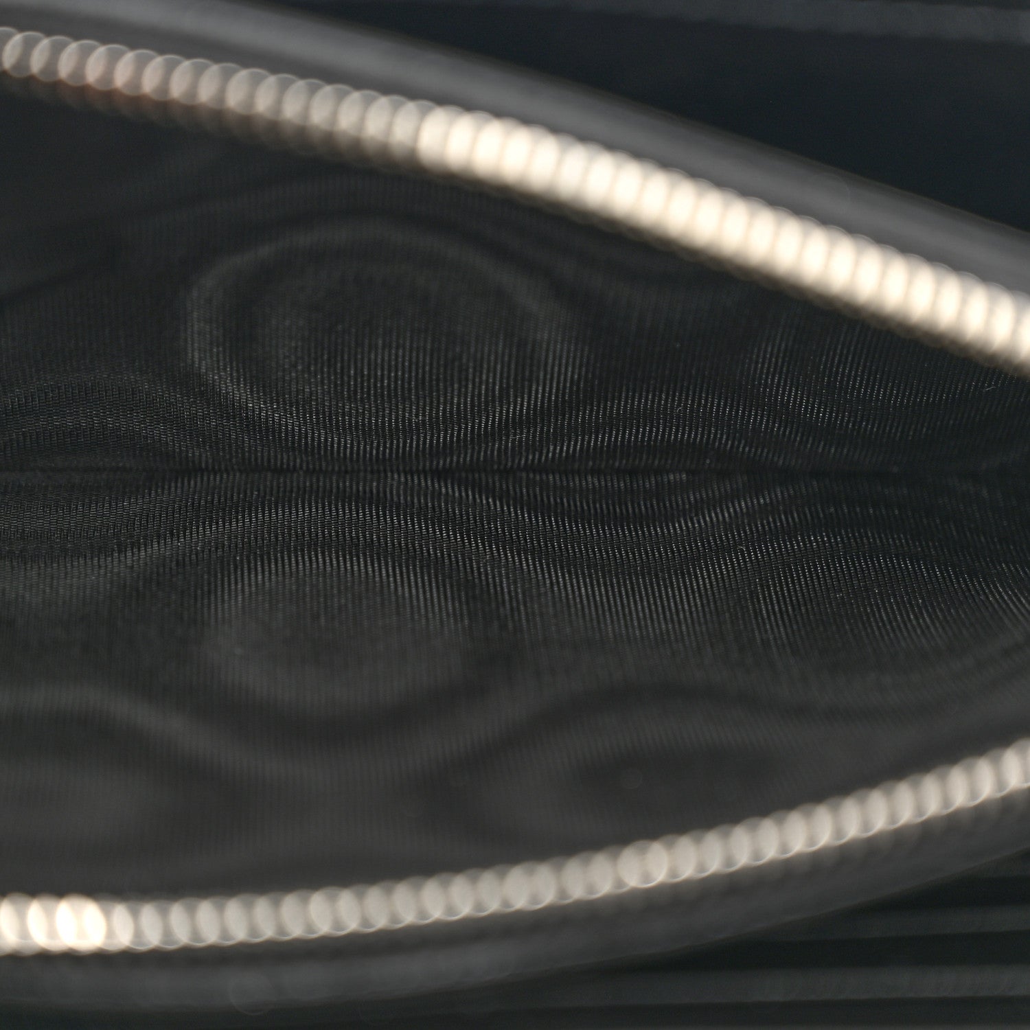 Saint Laurent Grain De Poudre Matelasse Chevron Monogram Chain Wallet Black 6 of 11