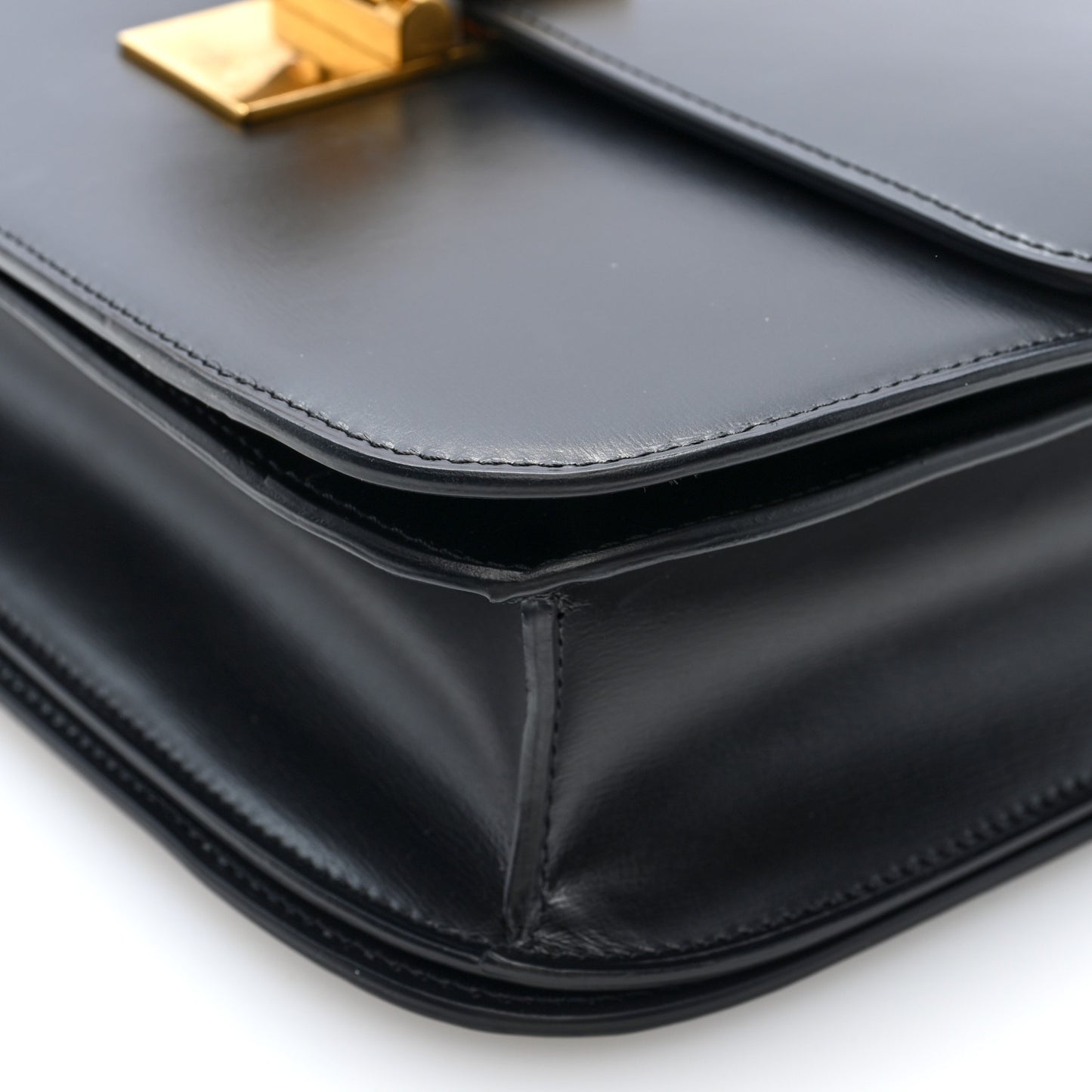 Box Calfskin Medium Classic Box Flap Bag Black