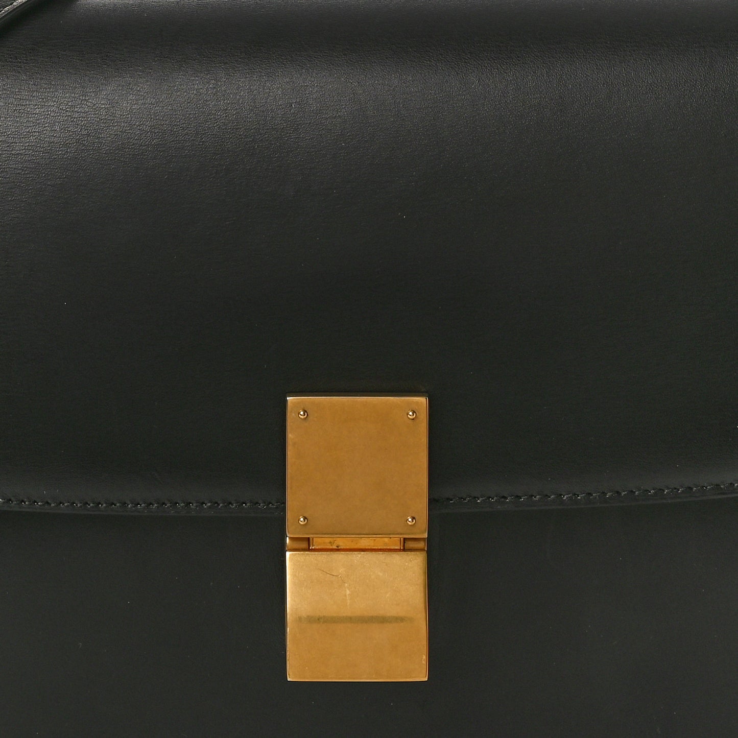 Box Calfskin Medium Classic Box Flap Black