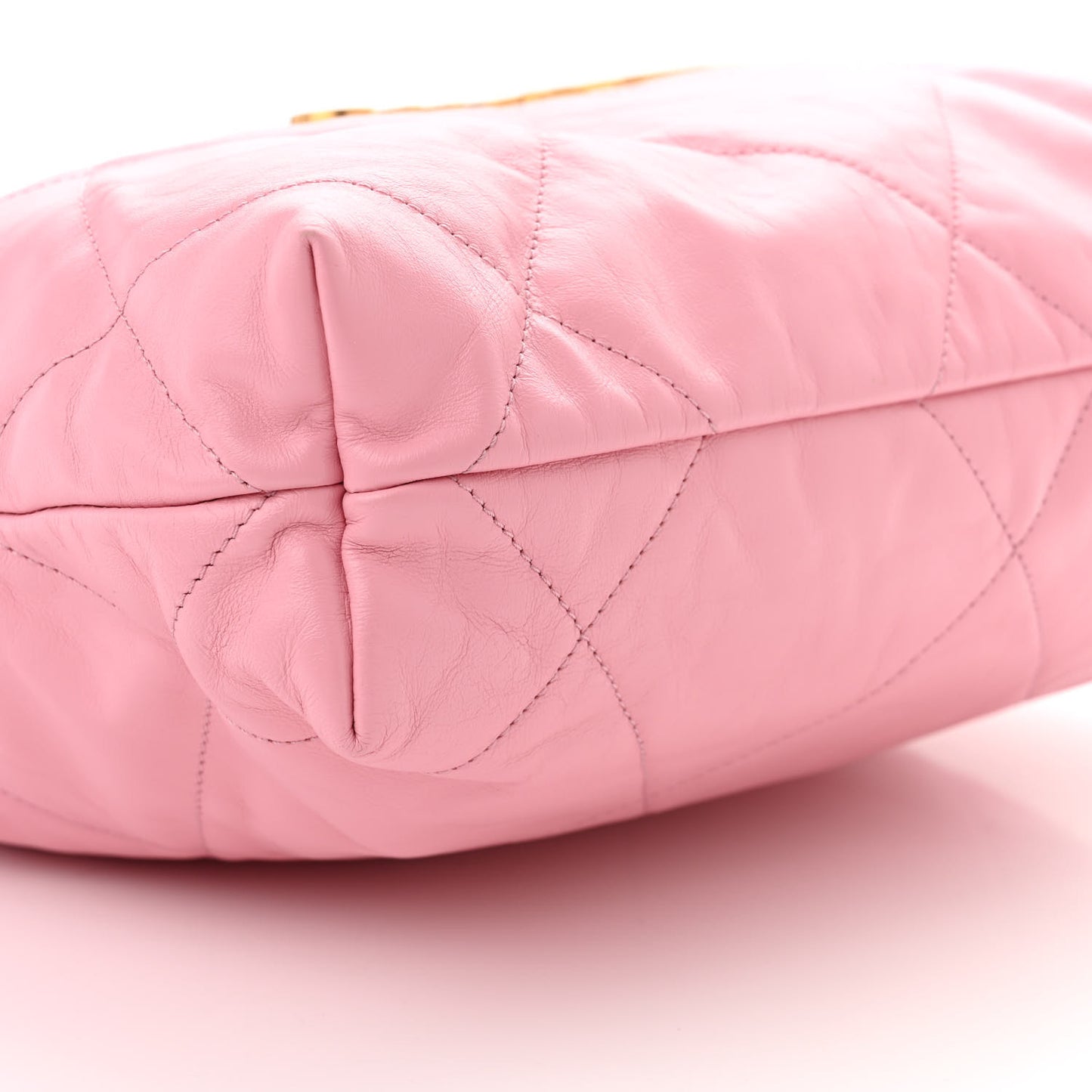 Shiny Calfskin Quilted Small Chanel 22 Light Pink