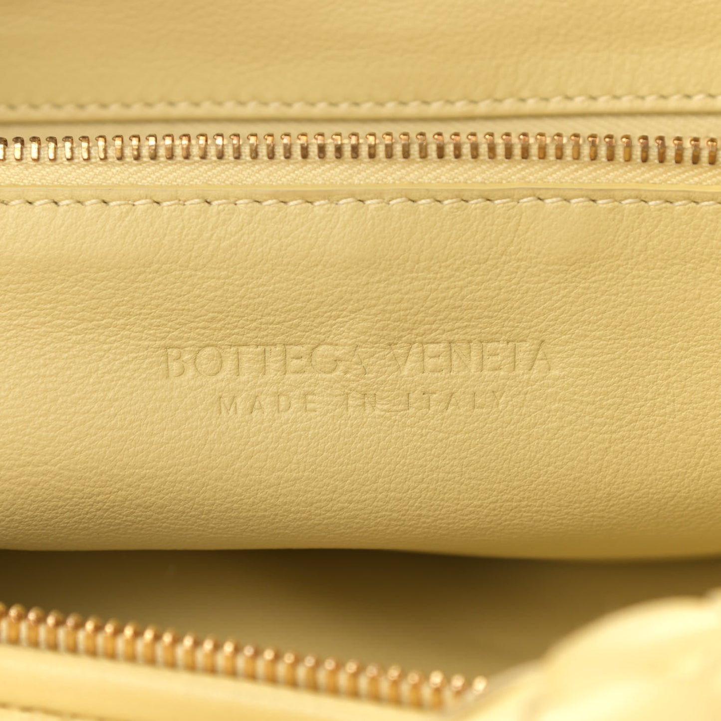 Nappa Intrecciato Medium Jodie Corn