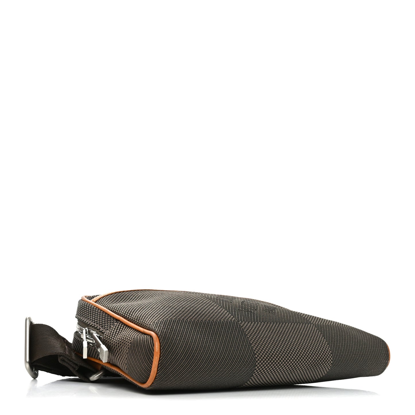 Damier Geant Acrobat Terre