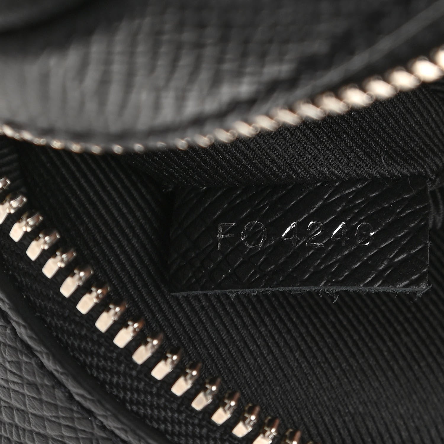 Louis Vuitton Taiga Monogram Outdoor Bumbag Black 6 of 10