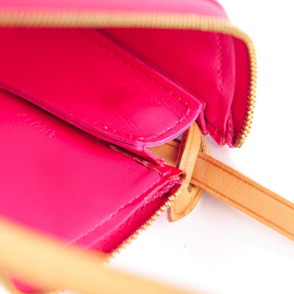 Louis Vuitton Vernis Lexington Pochette Fuchsia 7 of 7