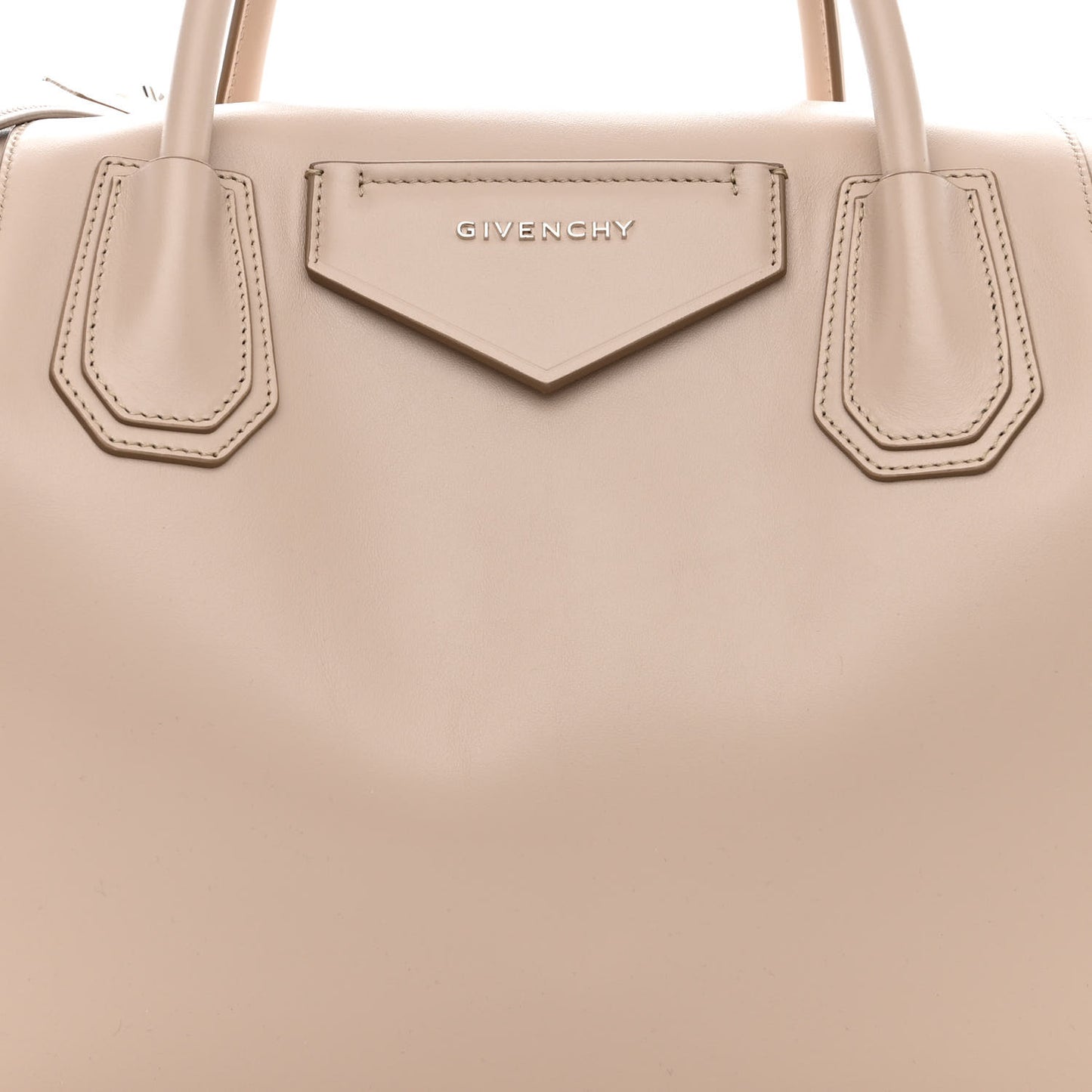 Smooth Calfskin Medium Soft Antigona Dune
