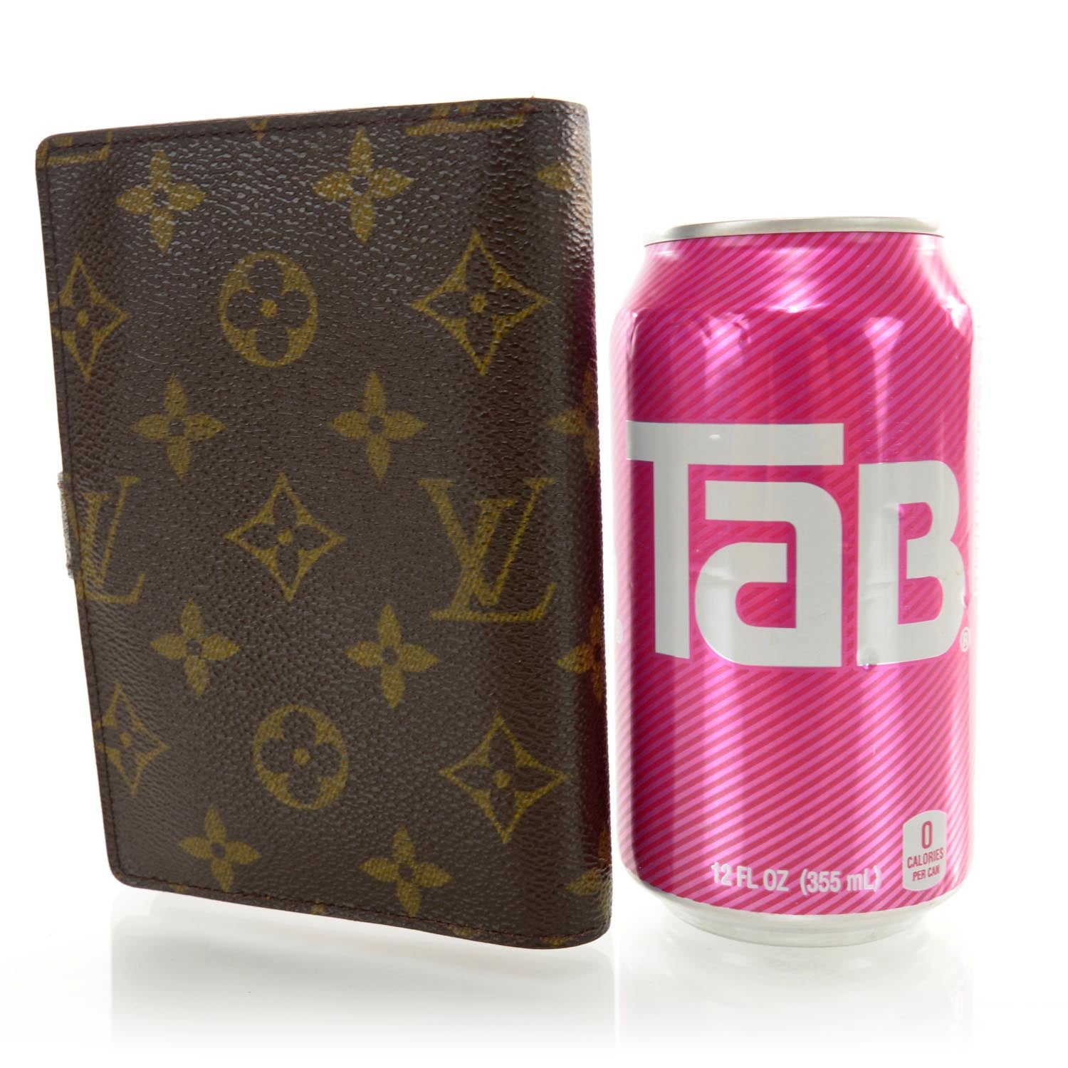 Louis Vuitton Monogram Small Ring Agenda 2 of 8