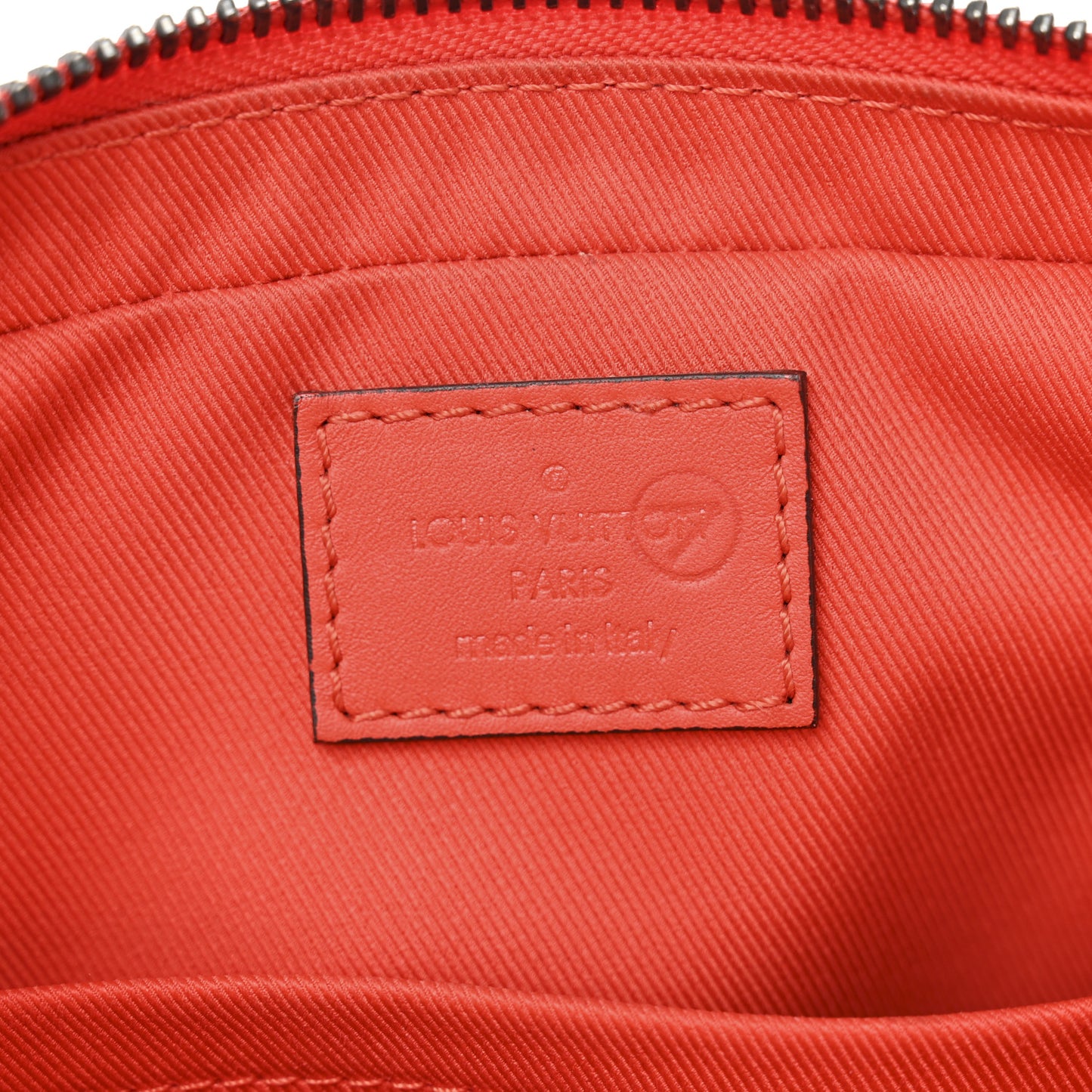 Damier Infini District Pochette Magma