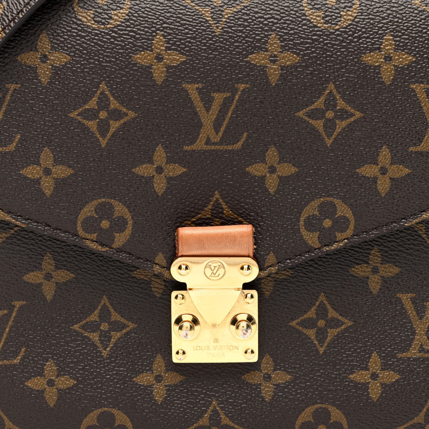 Monogram Pochette Metis
