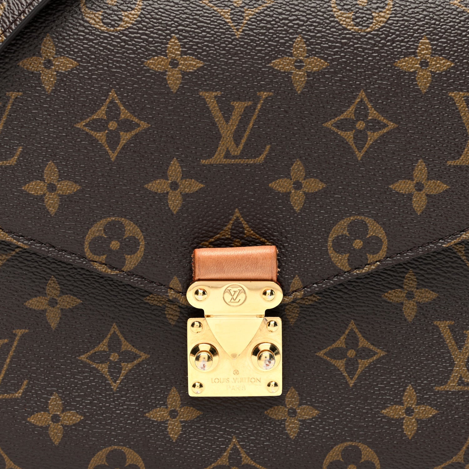 Louis Vuitton Monogram Pochette Metis 7 of 9