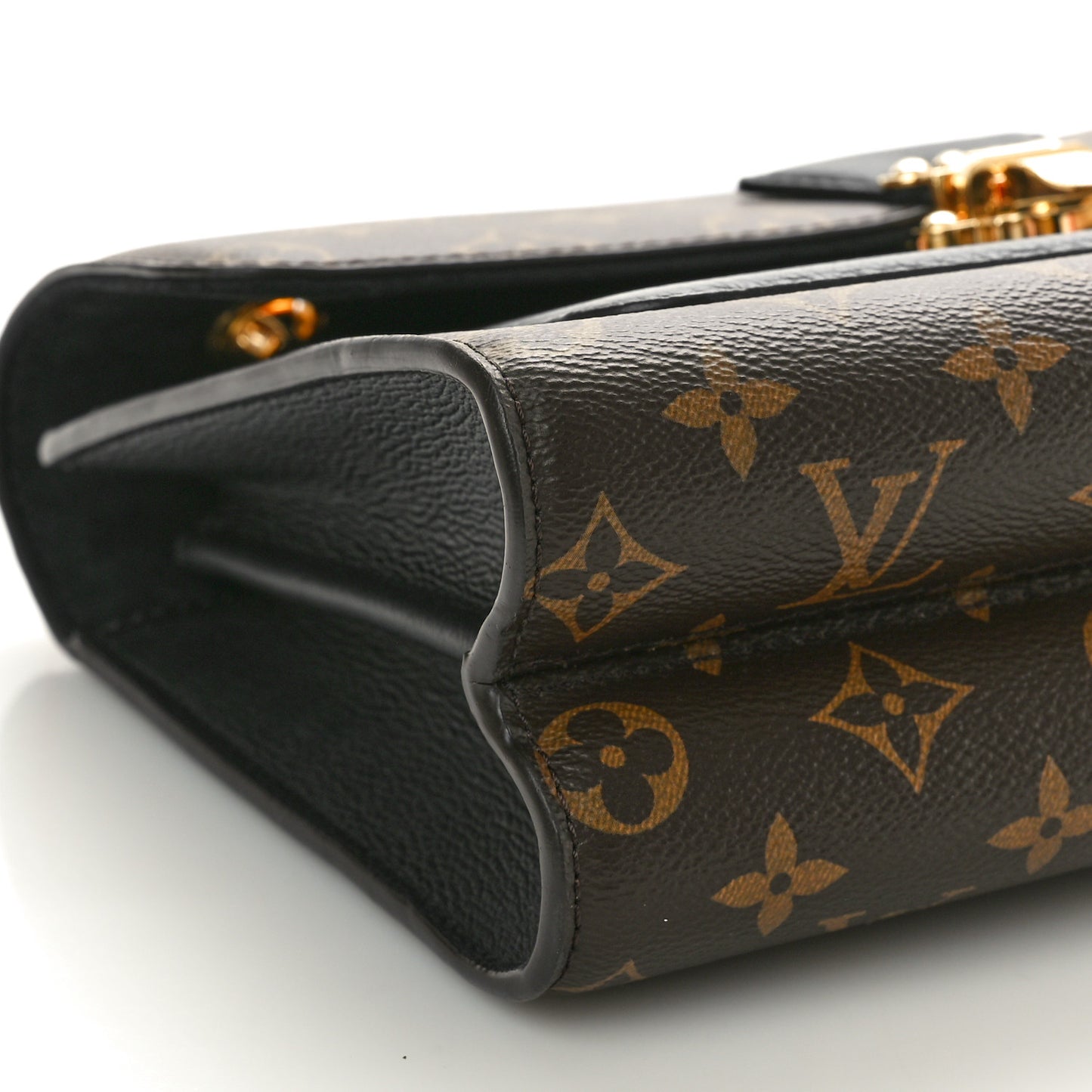 Monogram Victoire Black