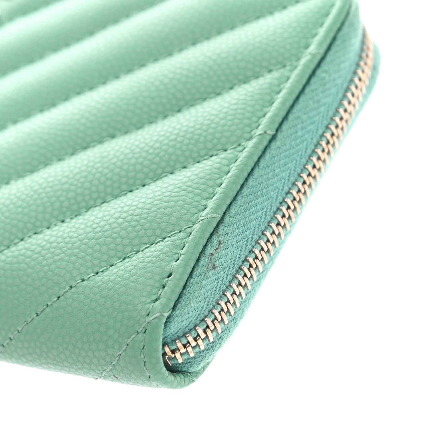 Chanel Caviar Chevron Quilted Small Zip Around Wallet Green 10 of 10