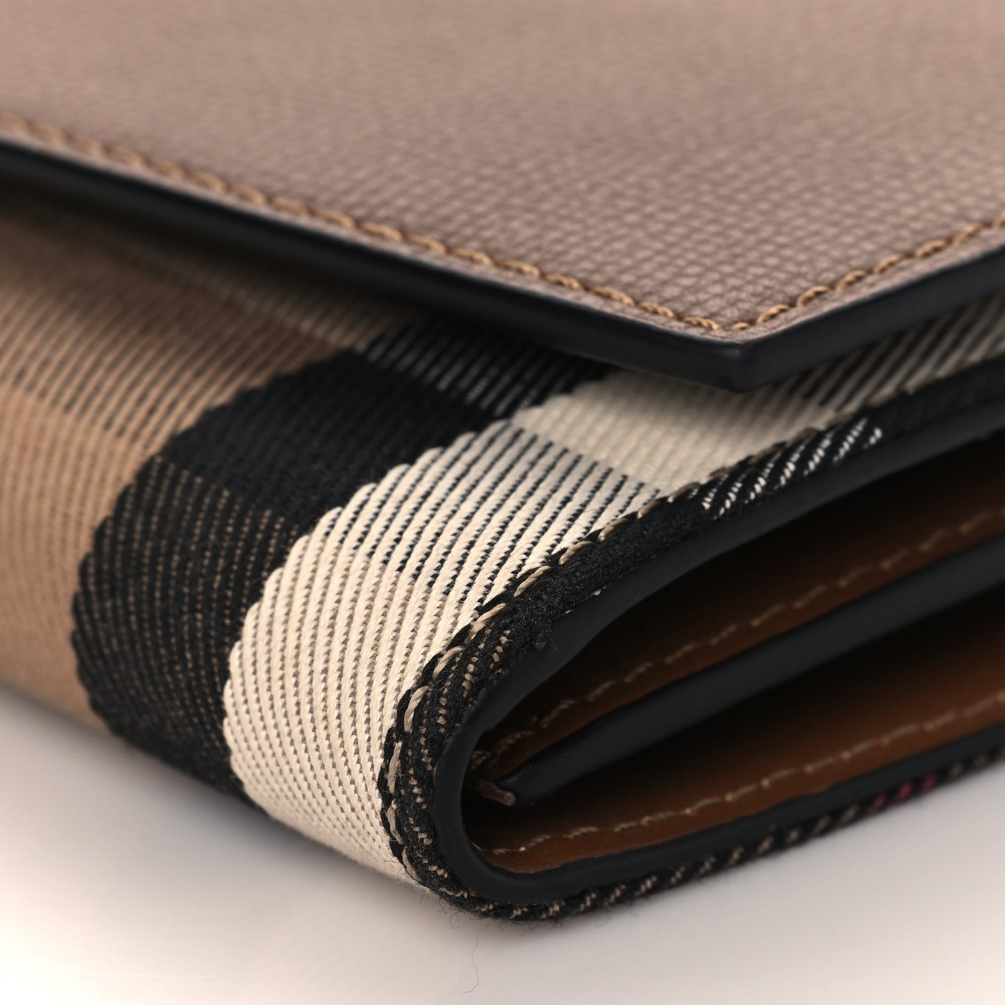 Derby Calfskin House Check Henley Wallet On Chain Tan