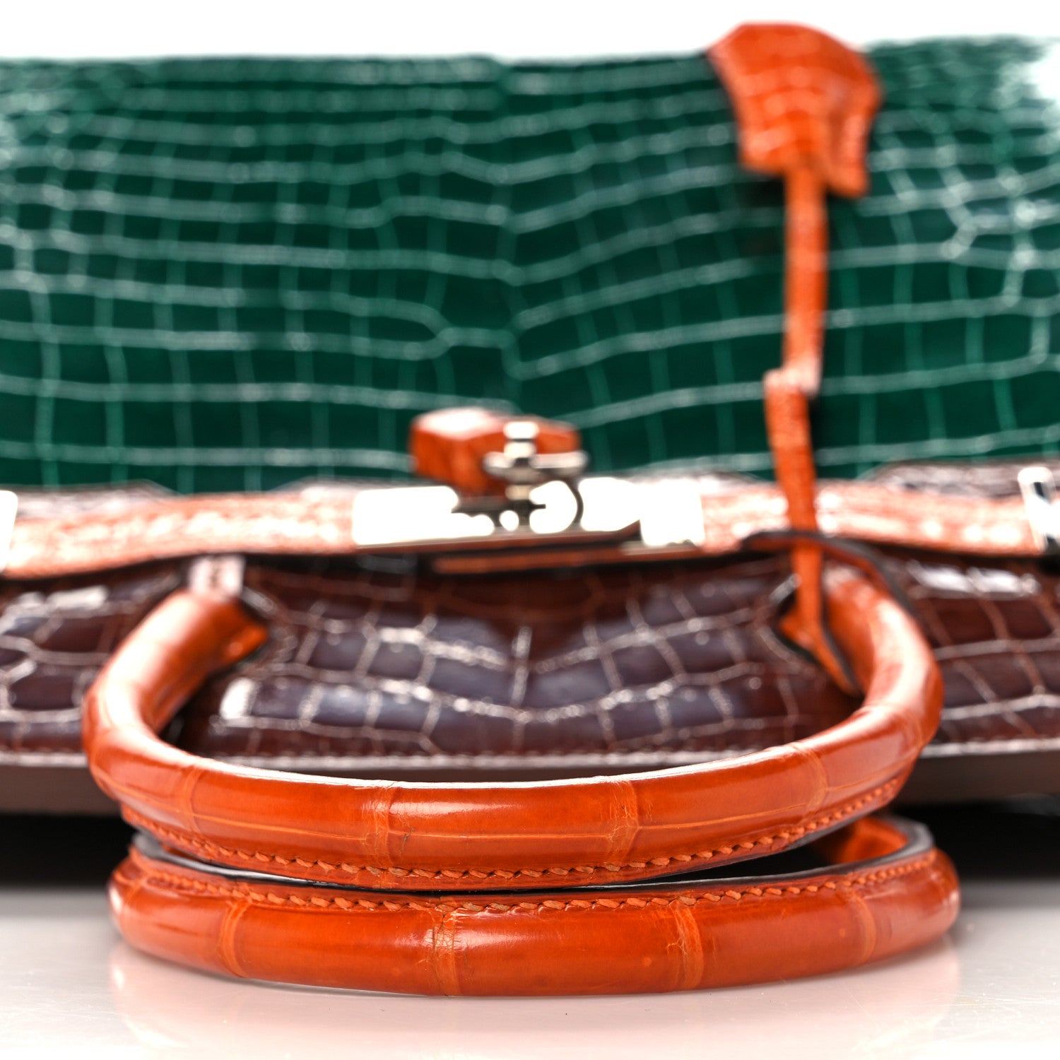 Hermes Shiny Niloticus Crocodile Horseshoe Birkin 30 Vert Emeraude Orange Miel 15 of 35