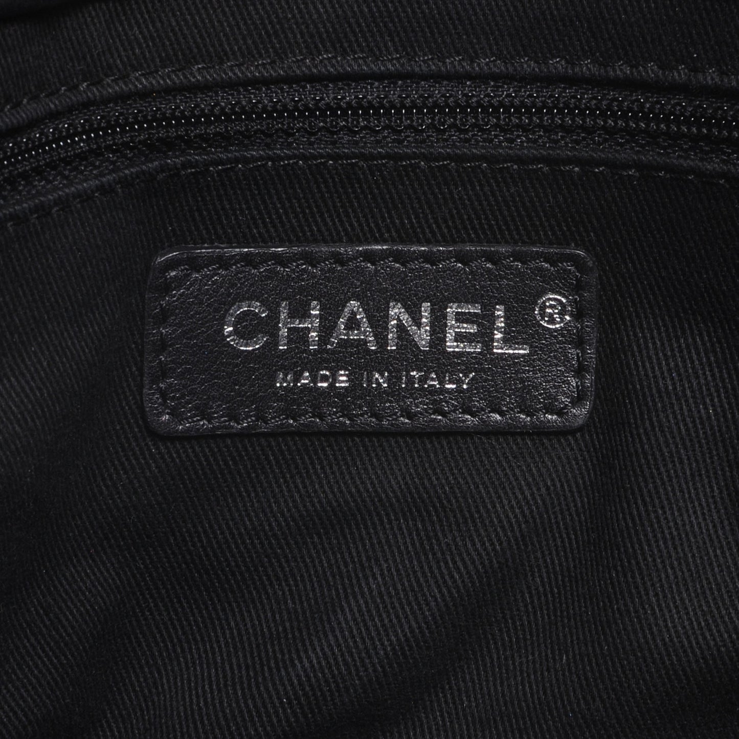 Leather Diamond Stitch Large Messenger Black