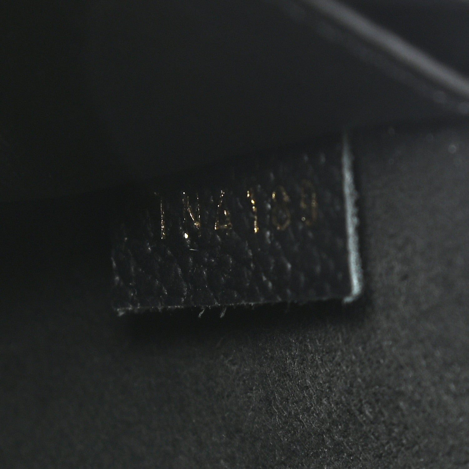 Louis Vuitton Empreinte Pochette Melanie MM Black 8 of 9