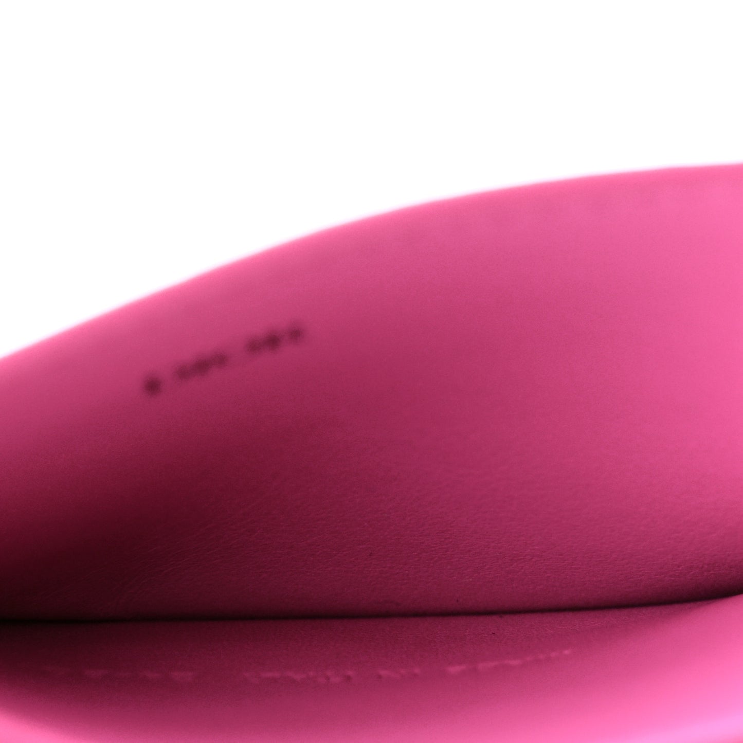 Grained Calfskin Card Holder Fuchsia