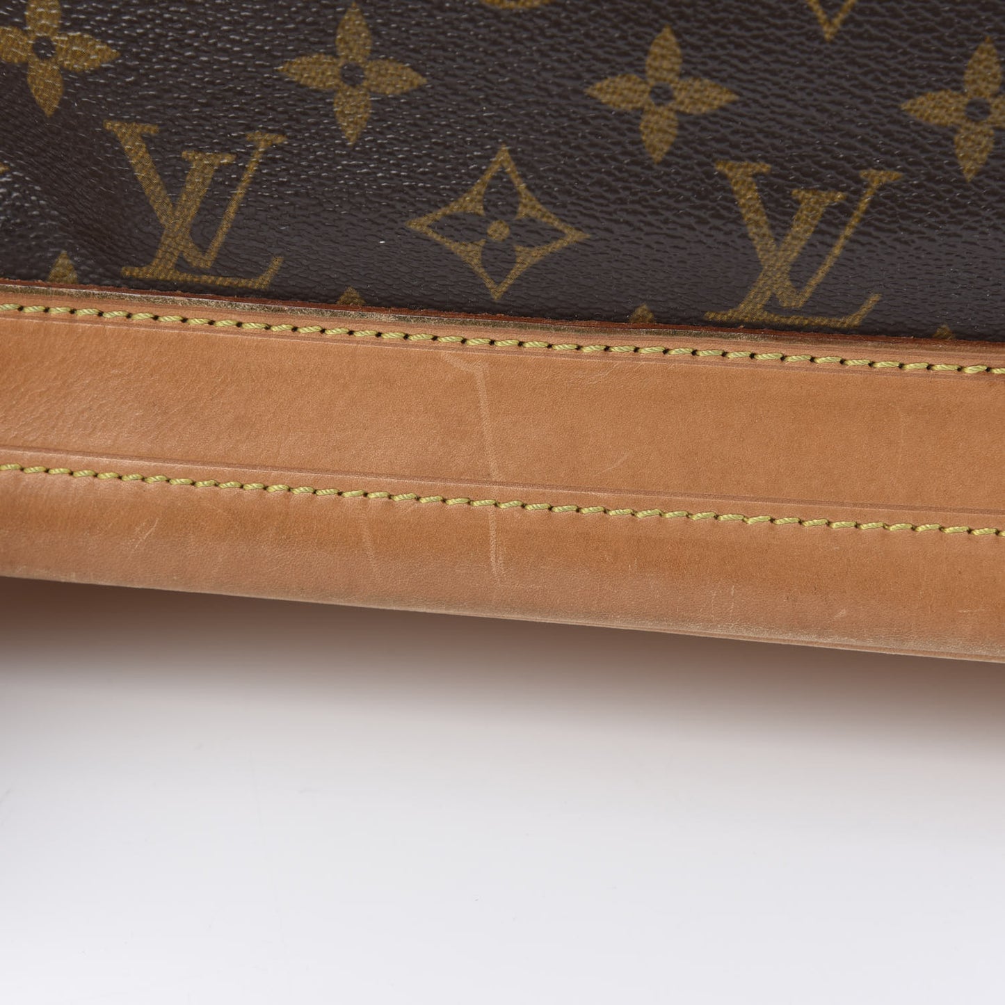 Monogram Noe