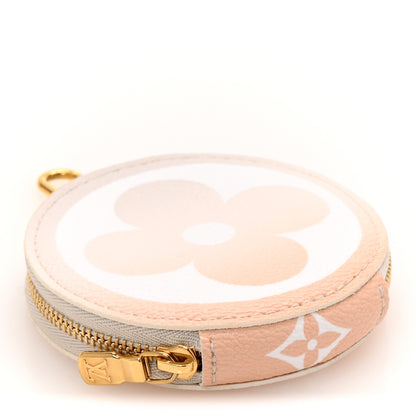 Louis Vuitton Monogram Giant By The Pool Multi Pochette Accessories Round Coin Purse Brume 4 of 7