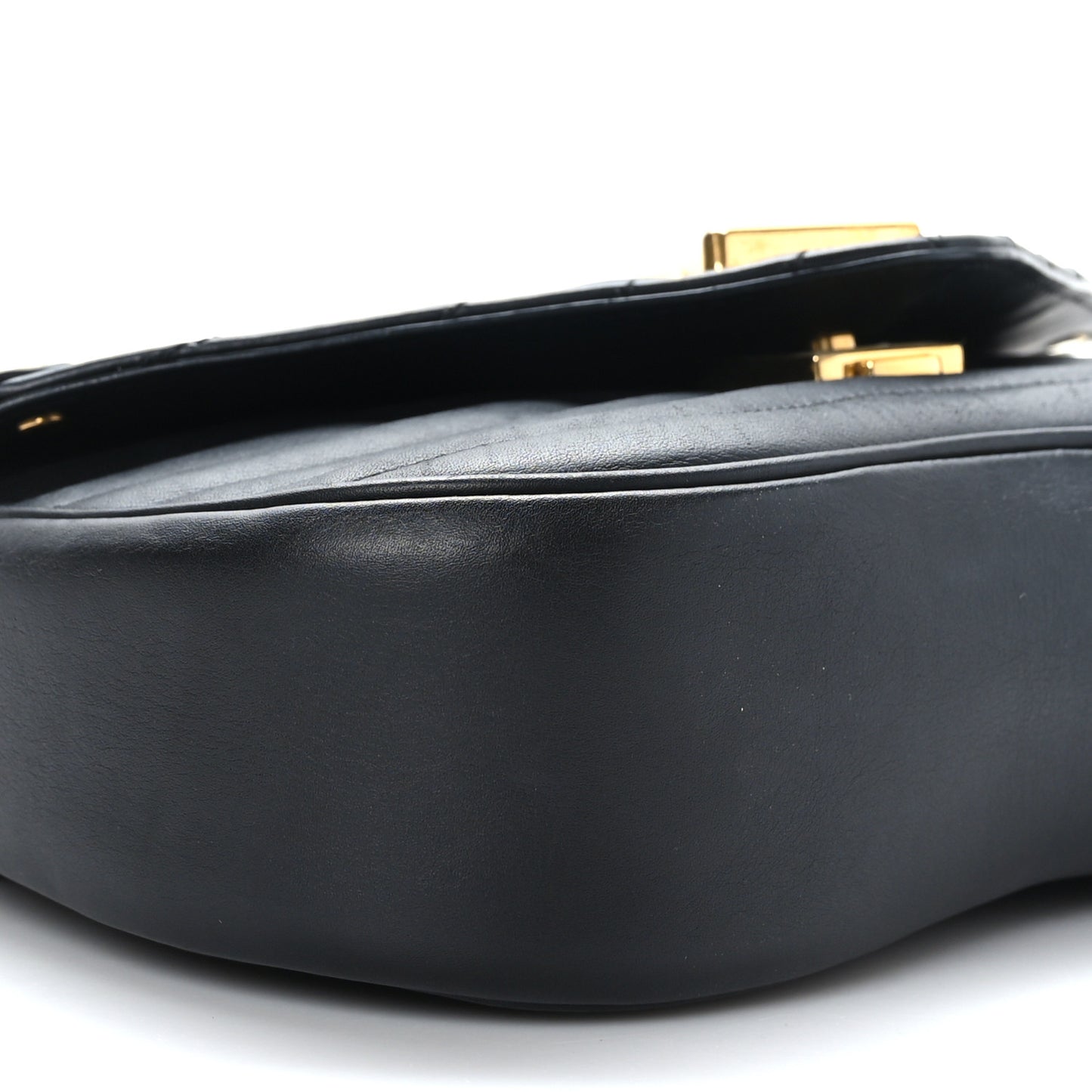Calfskin New Wave Chain MM Black