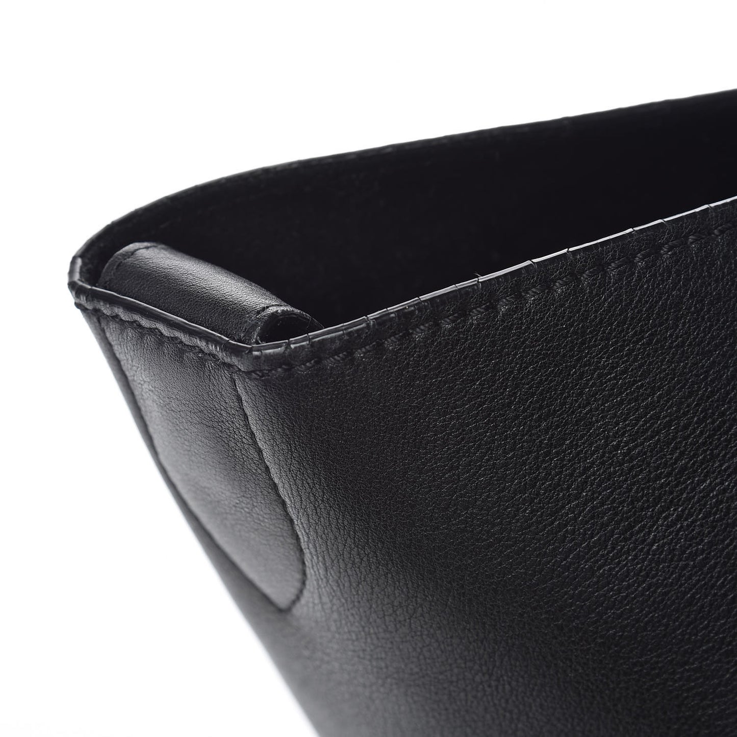Smooth Calfskin Medium Phantom Luggage Black
