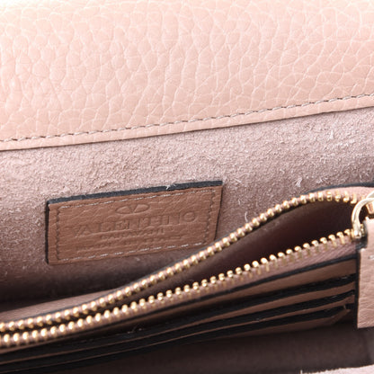 Valentino Garavani Pebbled Calfskin Rockstud Wallet on Chain Poudre 8 of 10