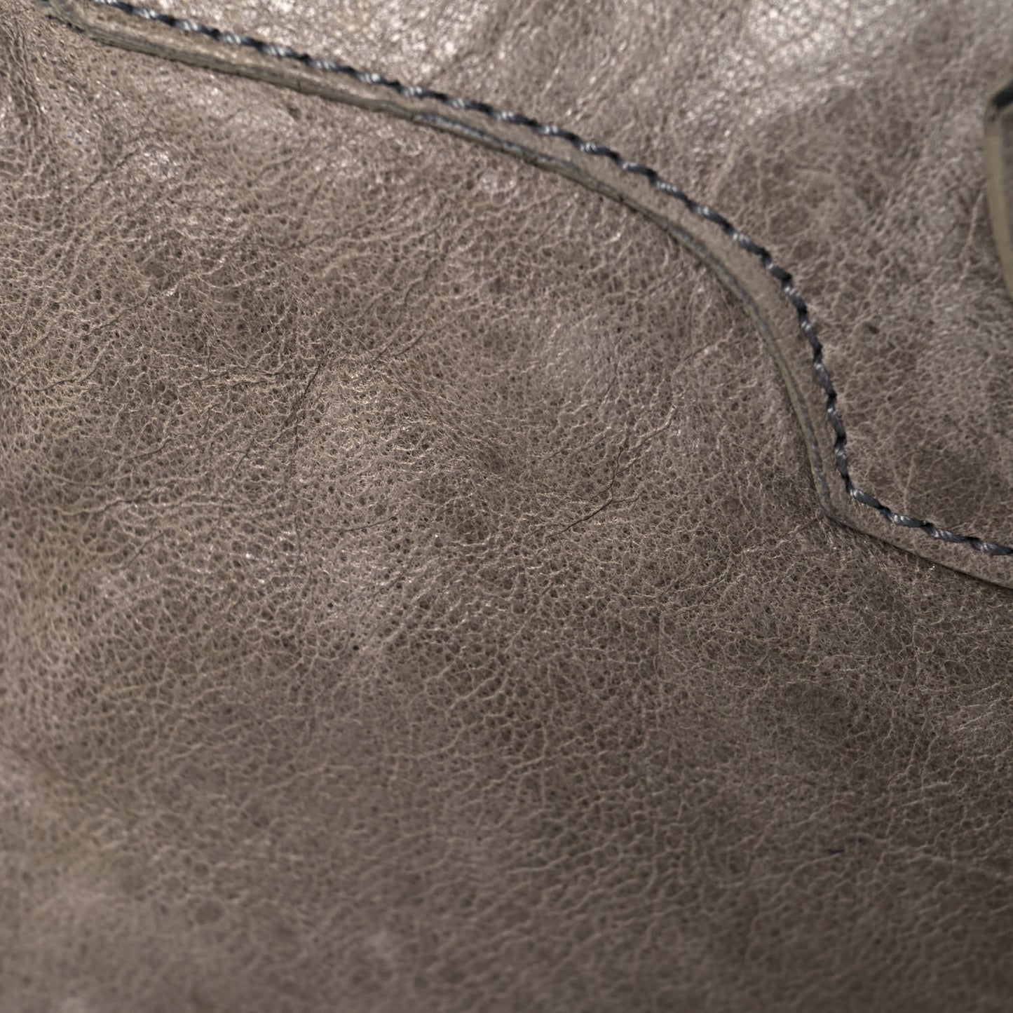 Agneau Classic Hardware Twiggy Taupe