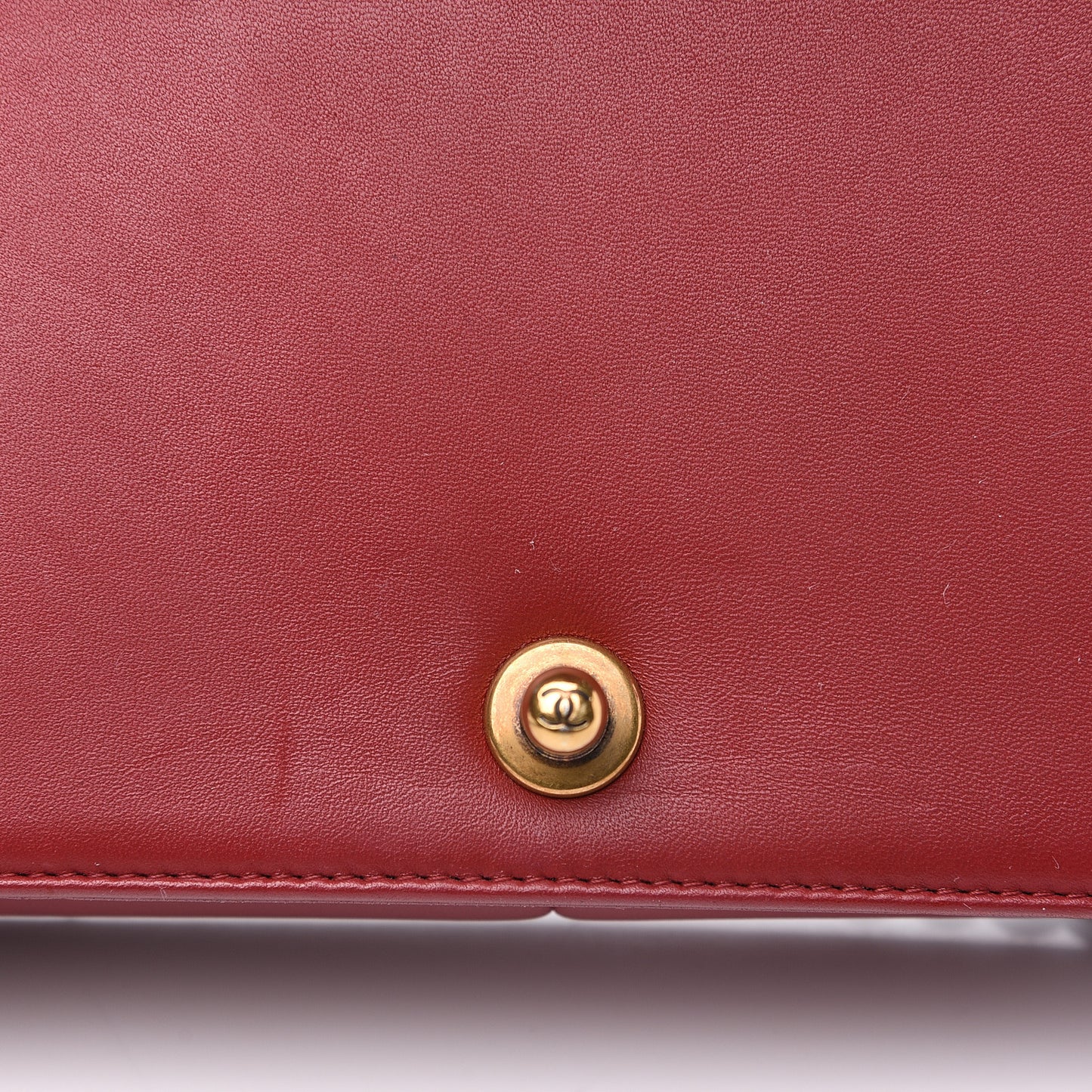 Lambskin Quilted New Medium Boy Flap Red
