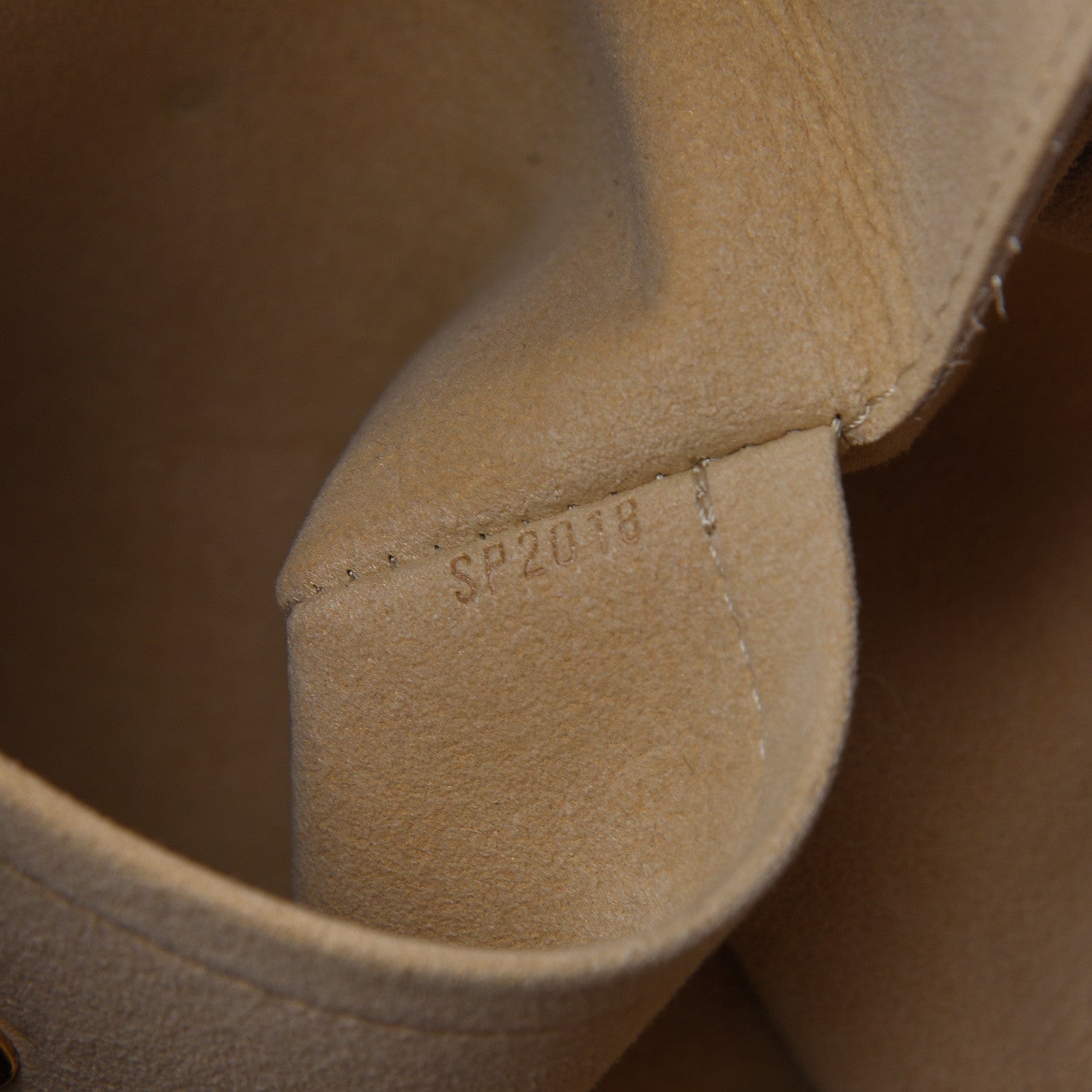 Louis Vuitton Monogram Galliera GM 7 of 11