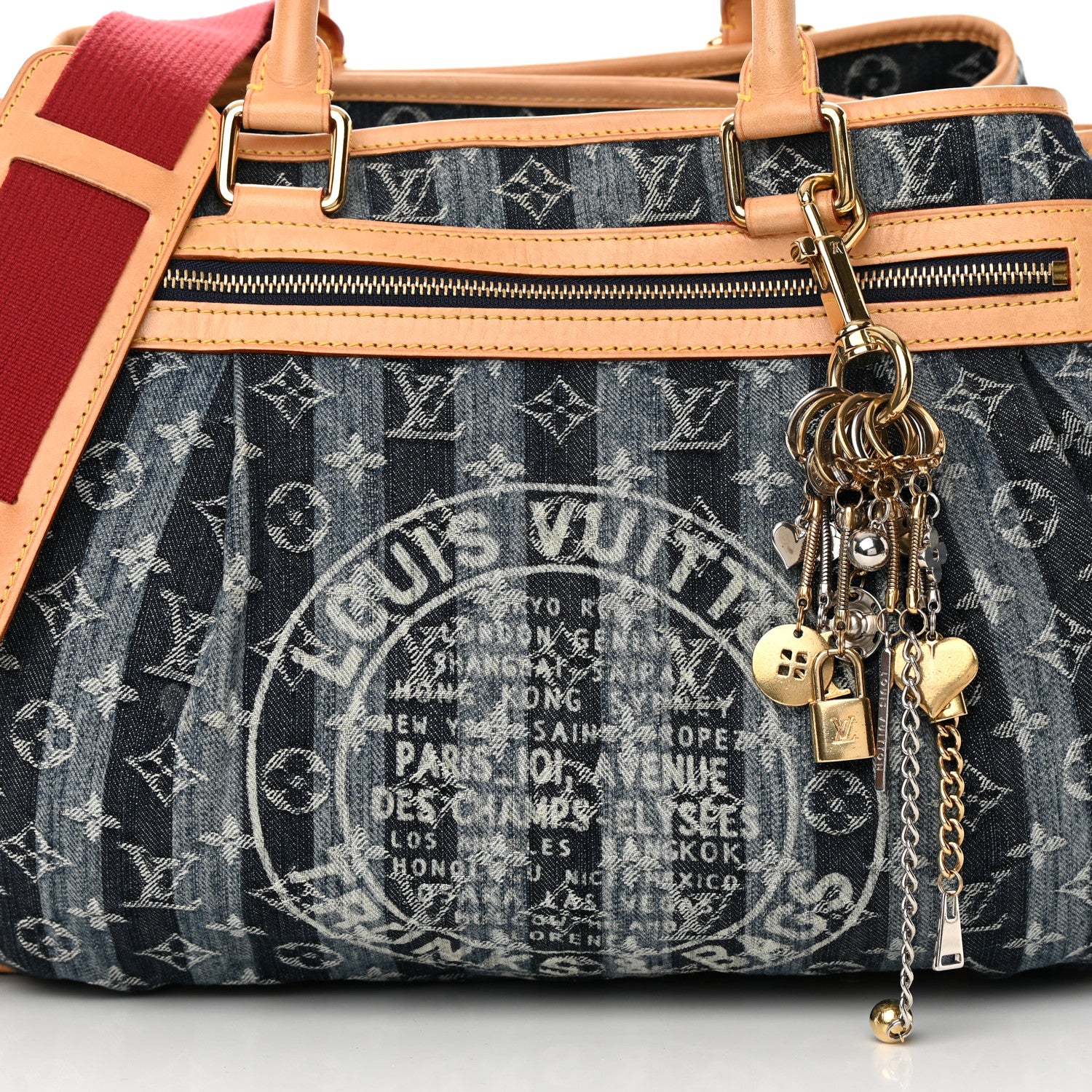 Louis Vuitton Denim Raye Cabas GM 10 of 17