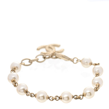 Chanel Pearl CC Bracelet Gold 3 of 4