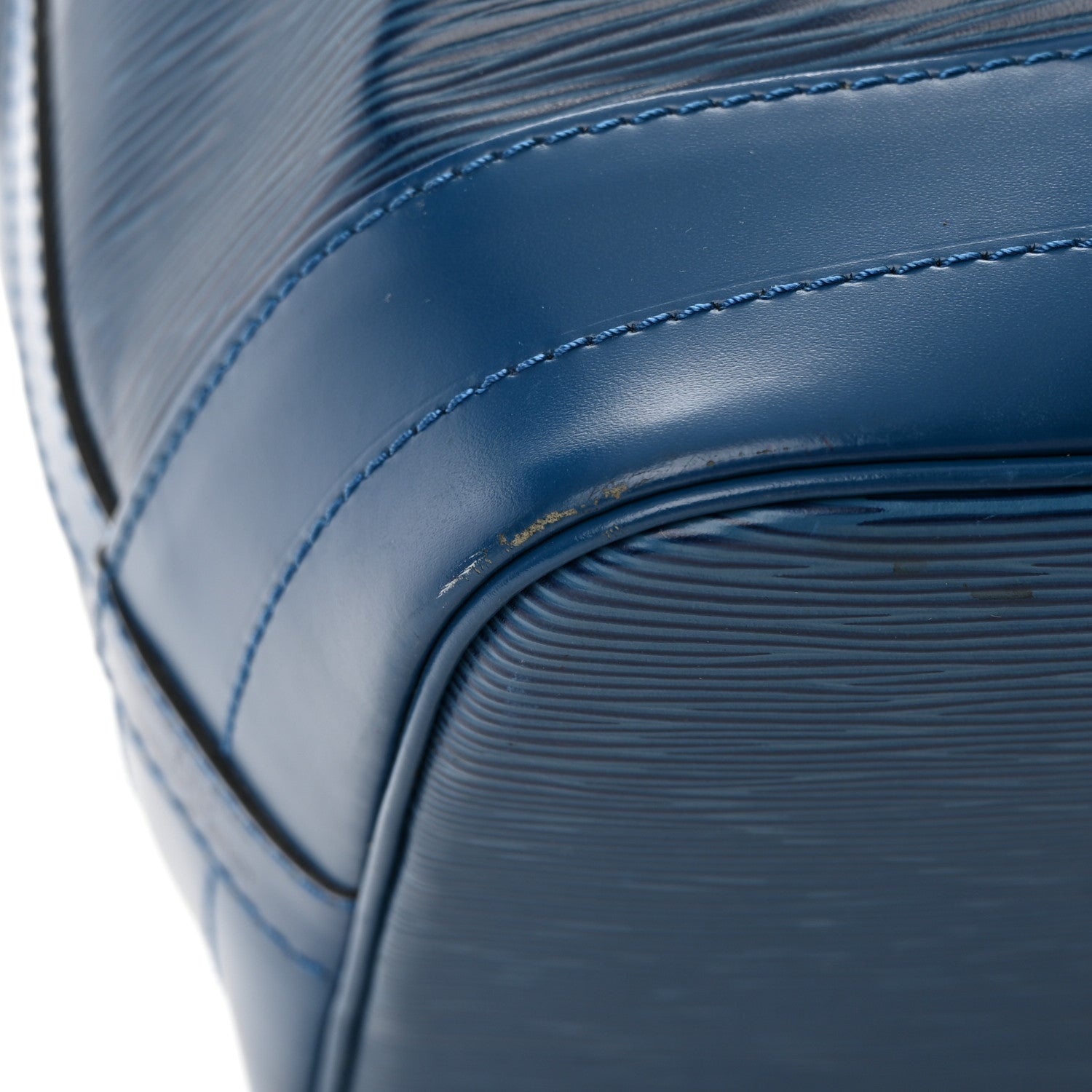 Louis Vuitton Epi Noe Toledo 11 of 20