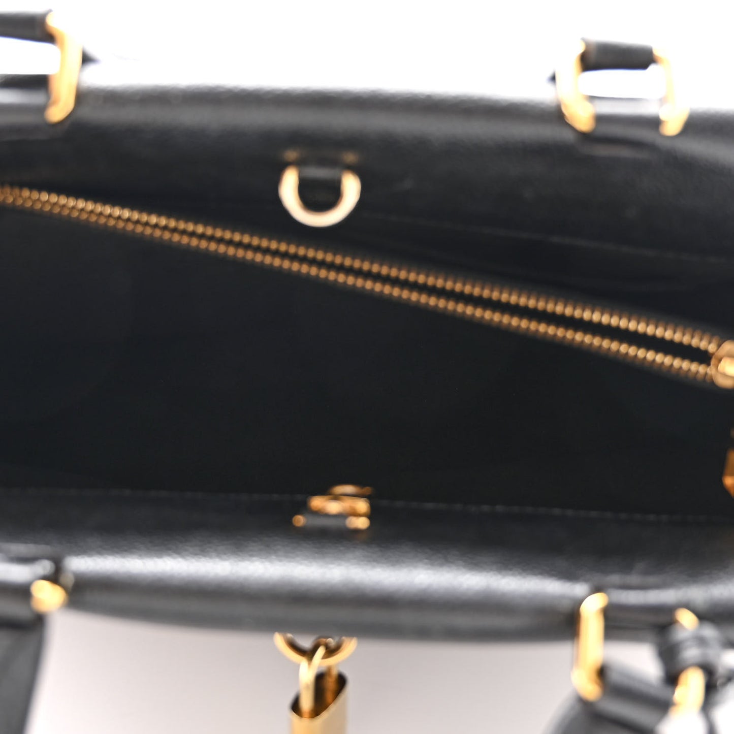 Monogram Venus Black