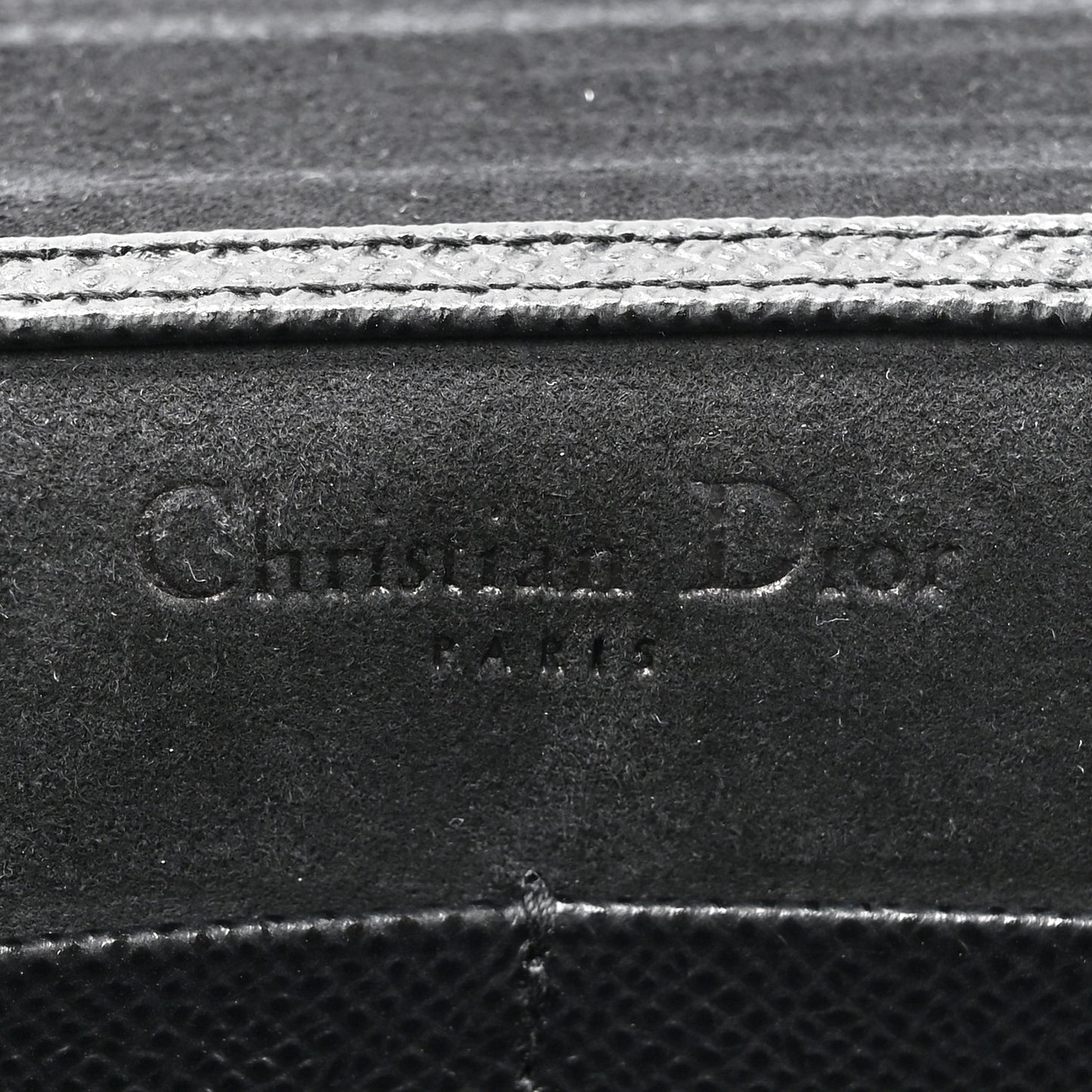 Calfskin 30 Montaigne 2 in 1 Pouch Black