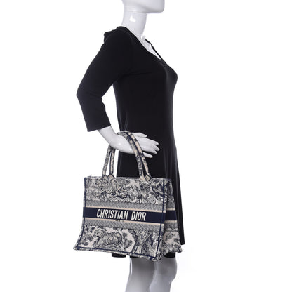 Christian Dior Canvas Embroidered Medium Dioriviera Toile De Jouy Book Tote Blue 2 of 11