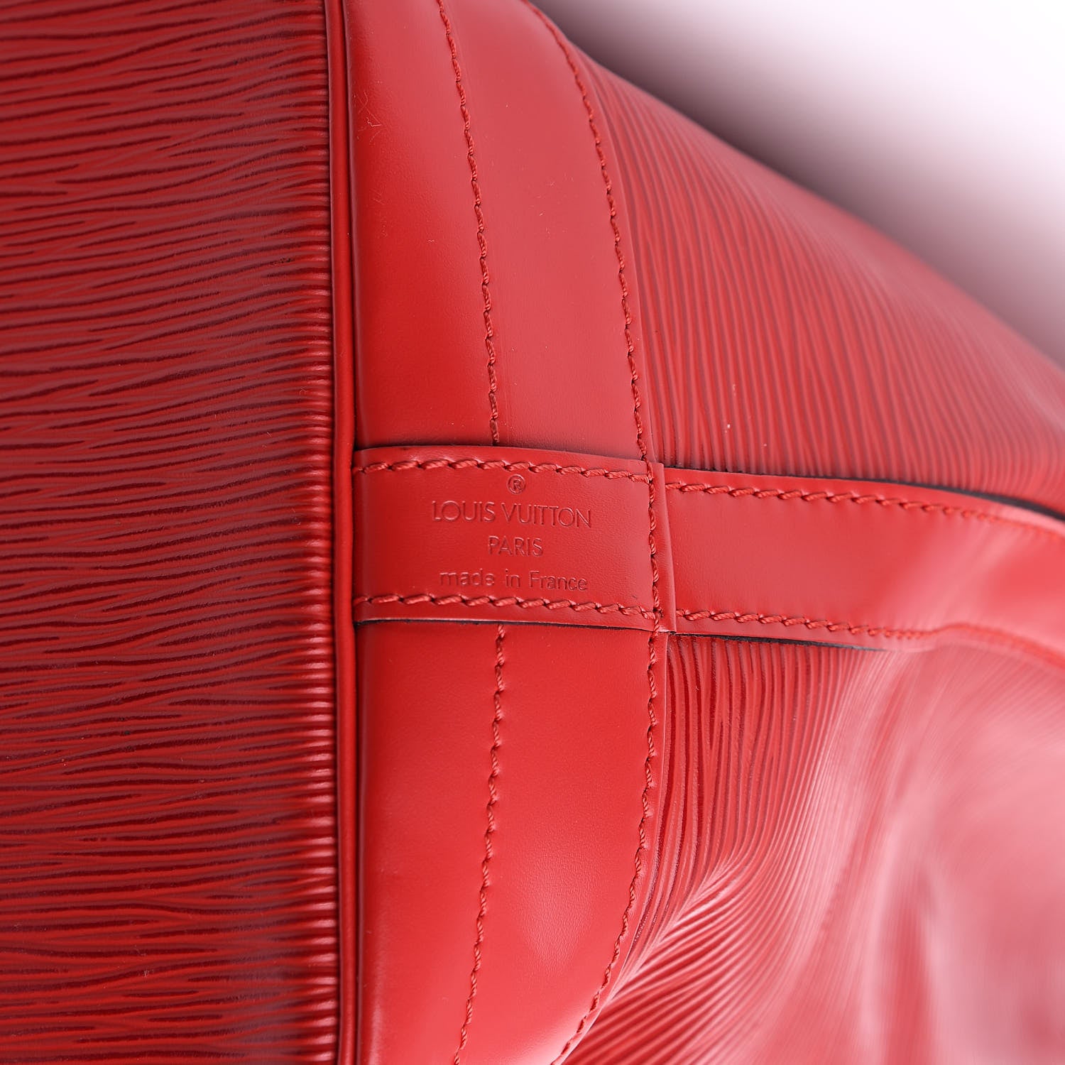 Louis Vuitton Epi Noe Castillan Red 6 of 10