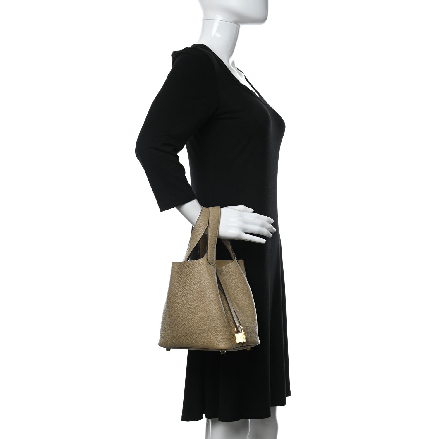 Hermes Taurillon Clemence Picotin Lock 18 PM Trench 2 of 9