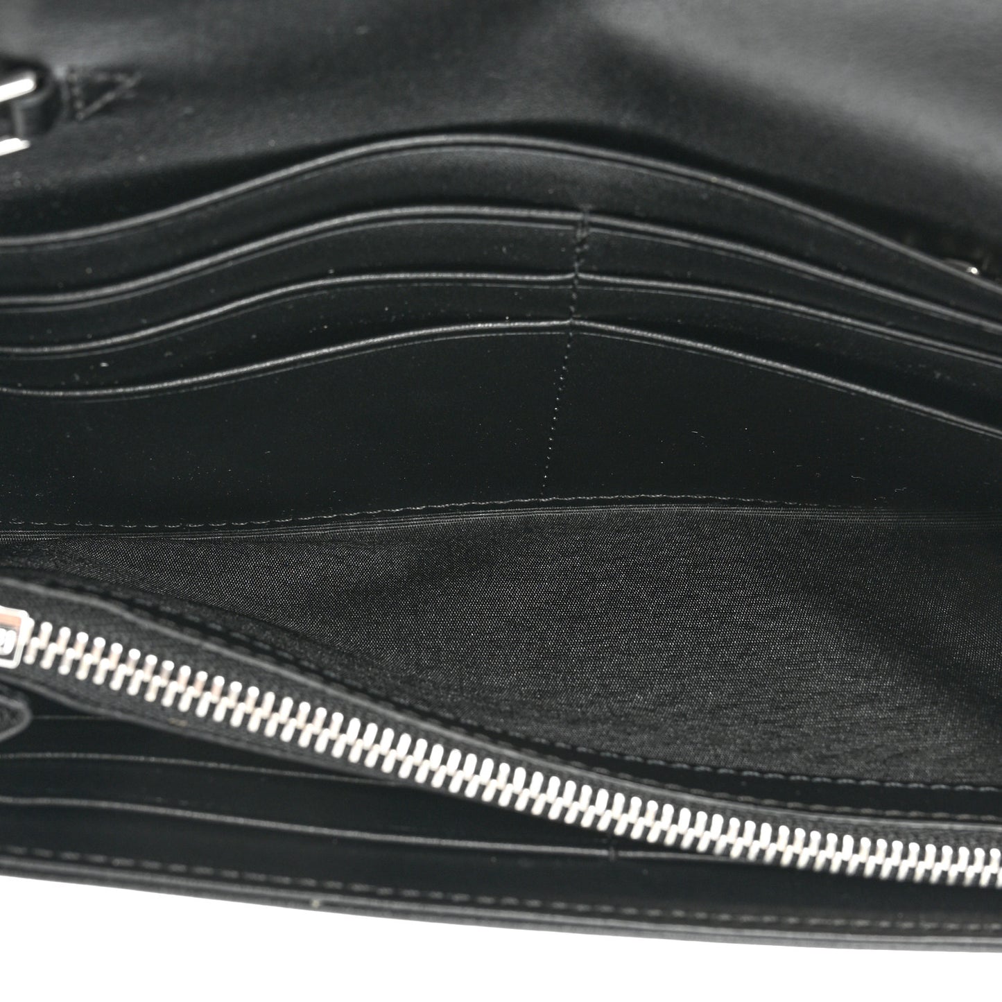 Visetos Calfskin Large Patricia Wallet On Chain Black
