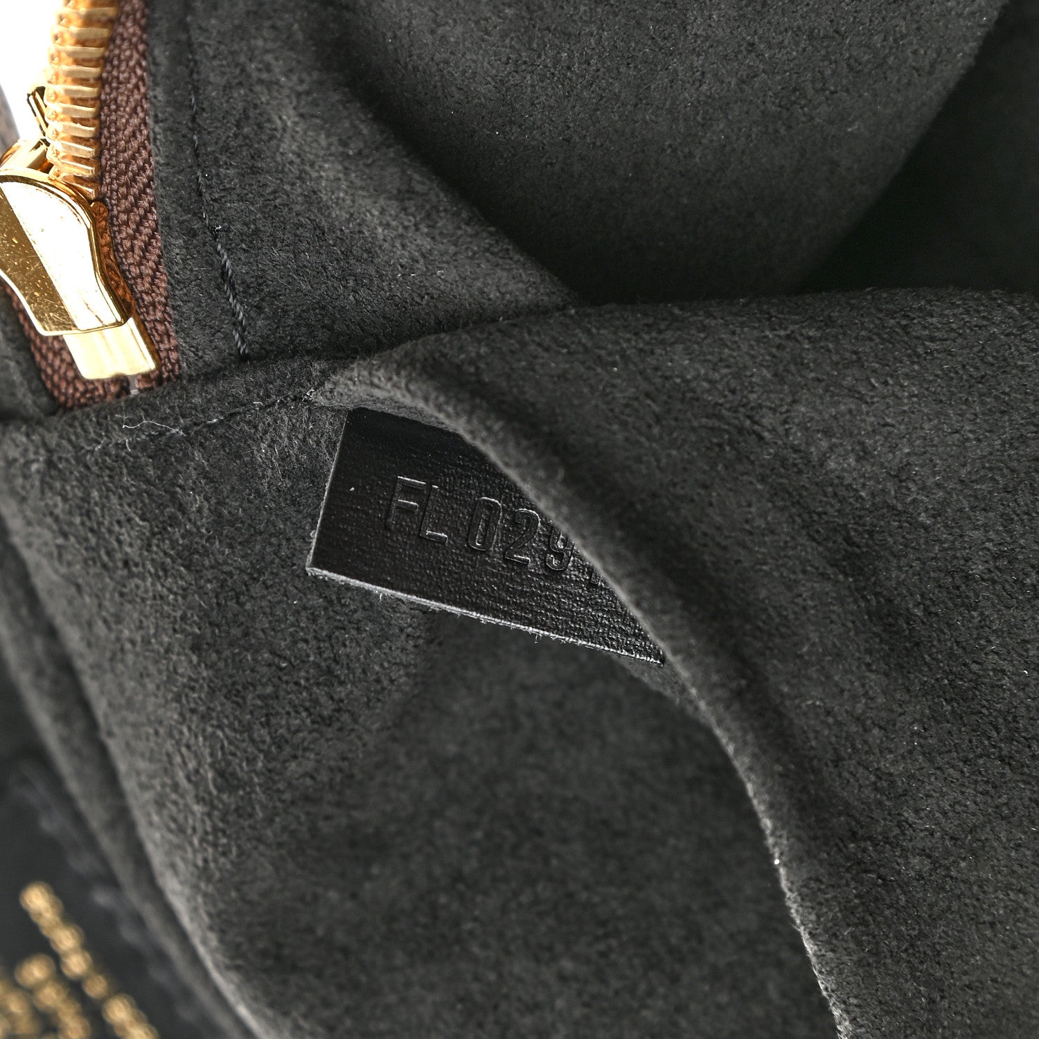 Louis Vuitton Reverse Monogram Vanity PM 7 of 9